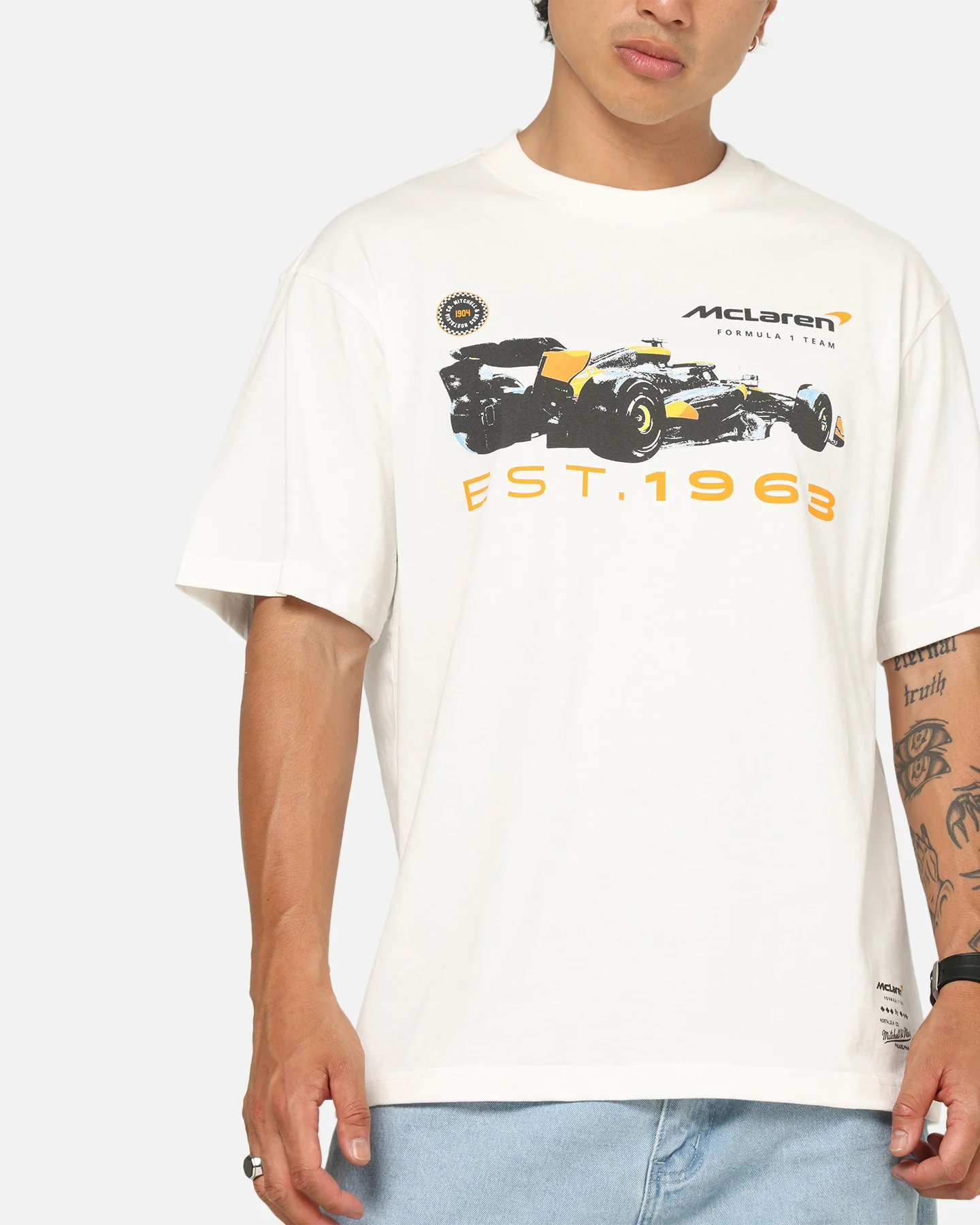 Mitchell & Ness X Mclaren Tailgate T-Shirt Vintage White - Image 6
