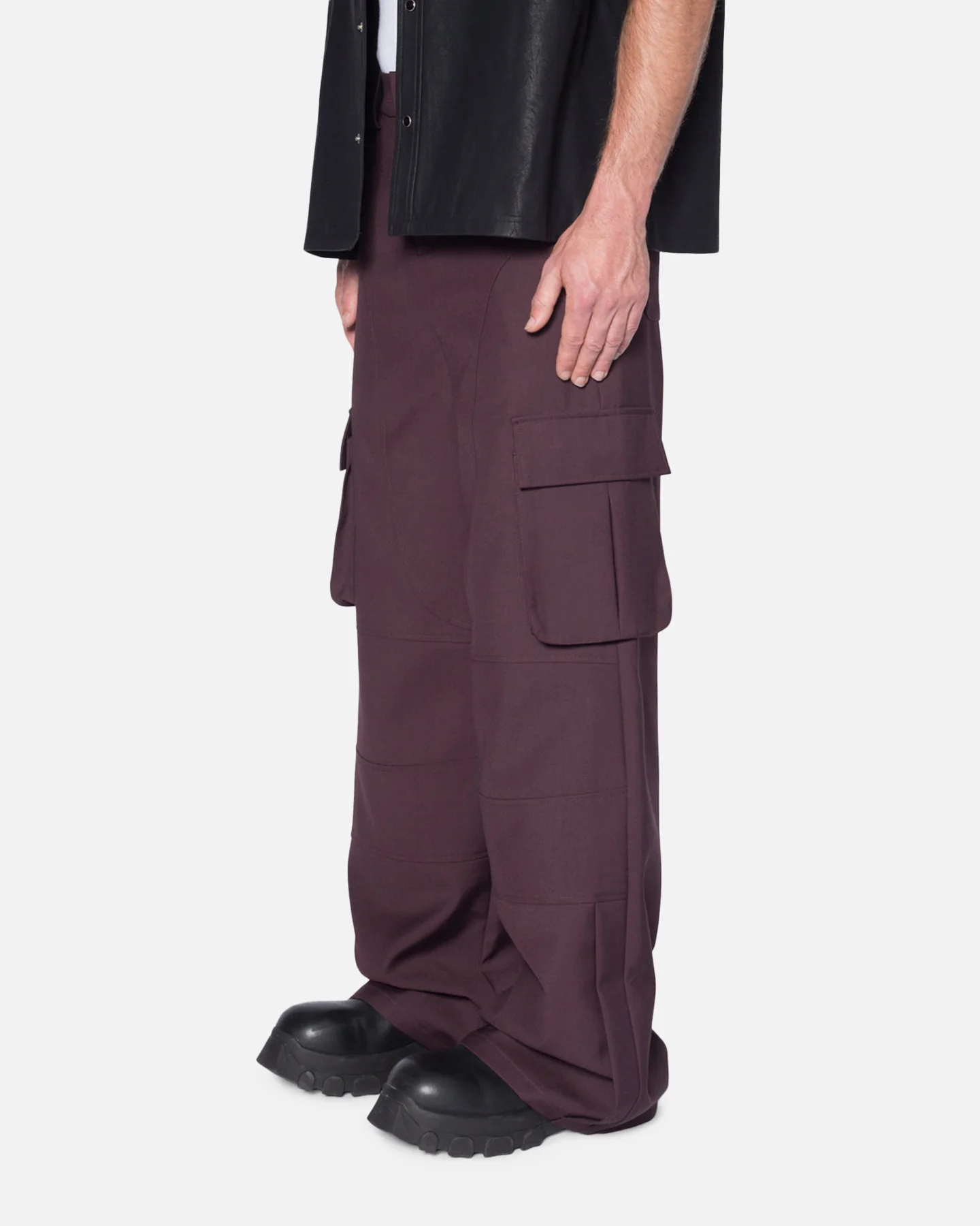 MNML Baggy Cargo Trouser Pants Burgundy - Image 2