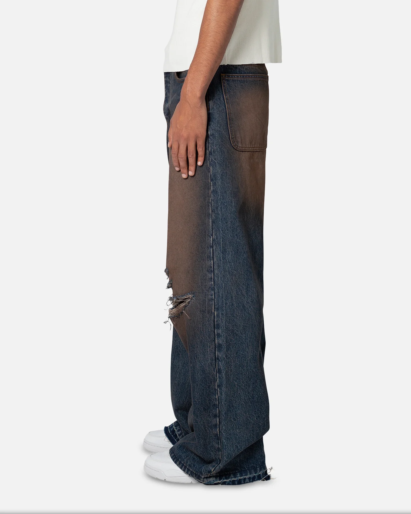 MNML Baggy Skater Denim Jeans Rust - Image 3