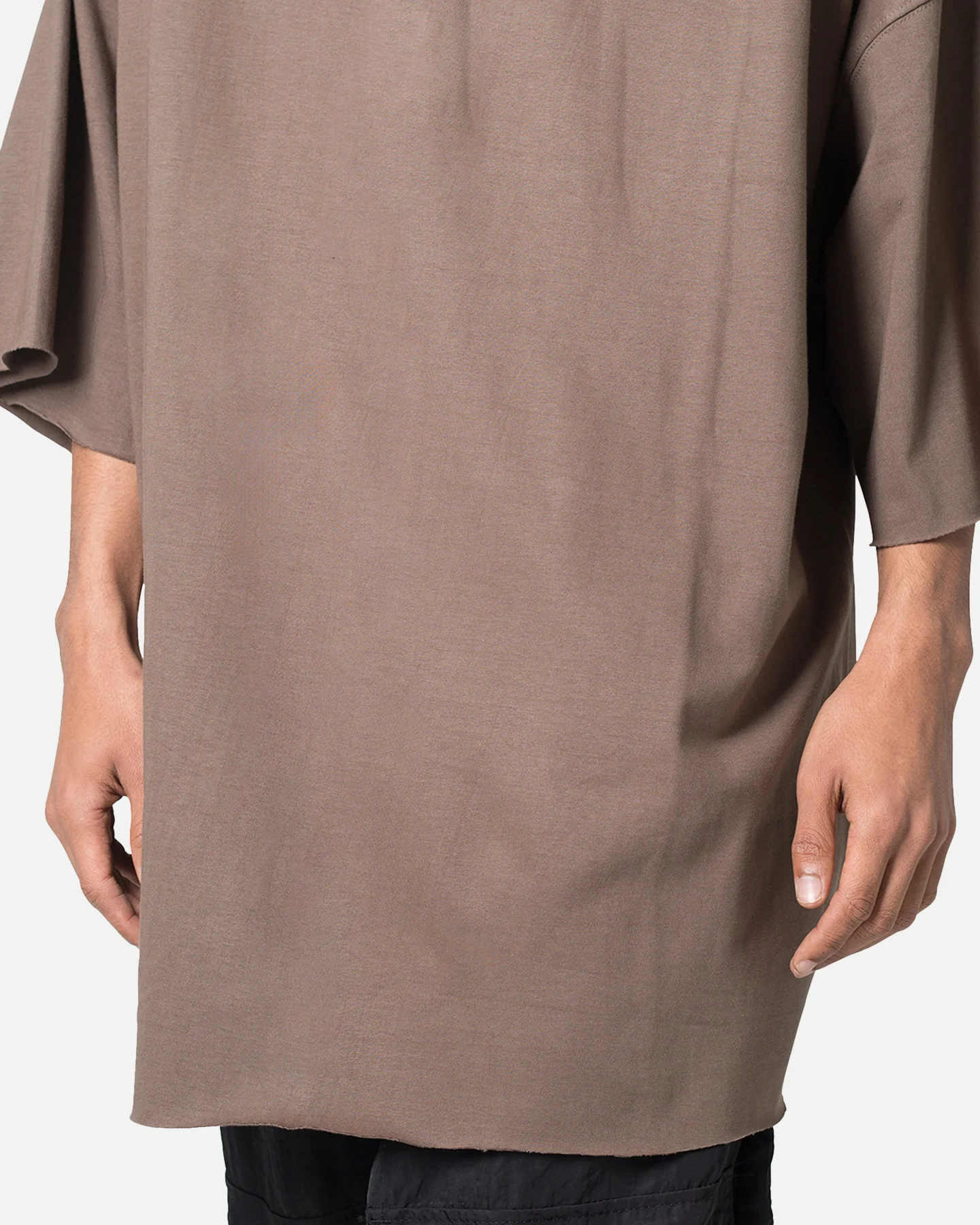 MNML Bat Wing T-Shirt Chocolate - Image 5