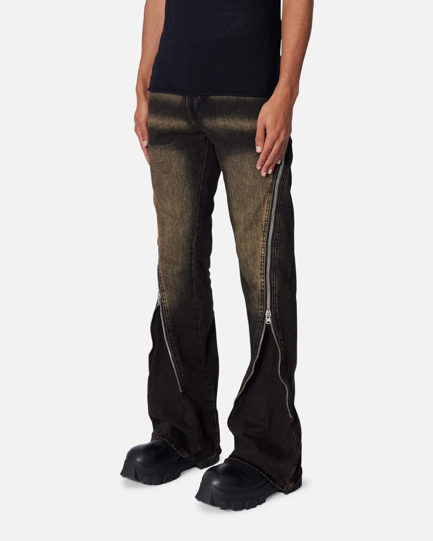 MNML D519 Zipper Flare Denim Jeans Washed Black - Image 2