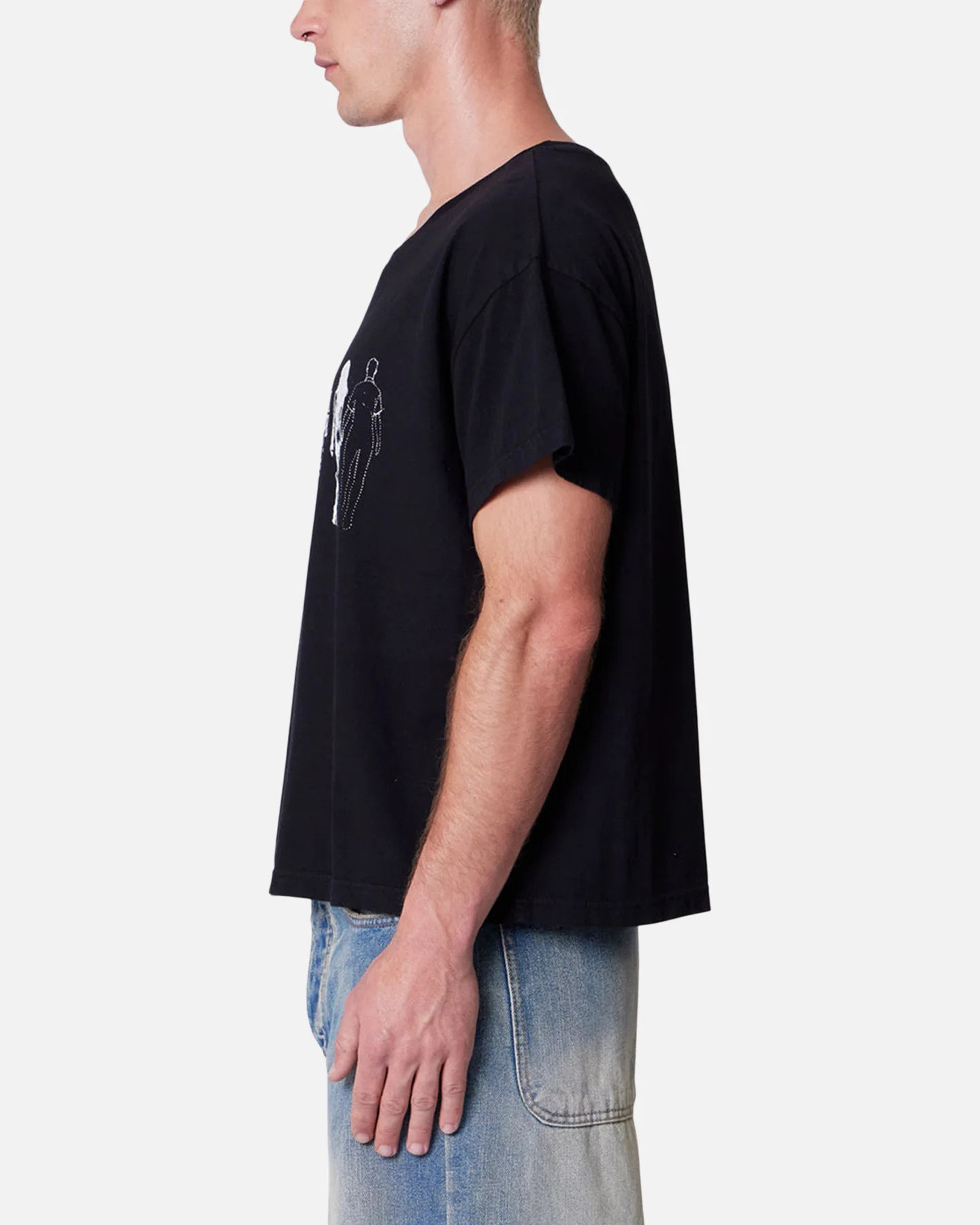 MNML Distressed Wide Neck T-Shirt Washed Black - Image 3