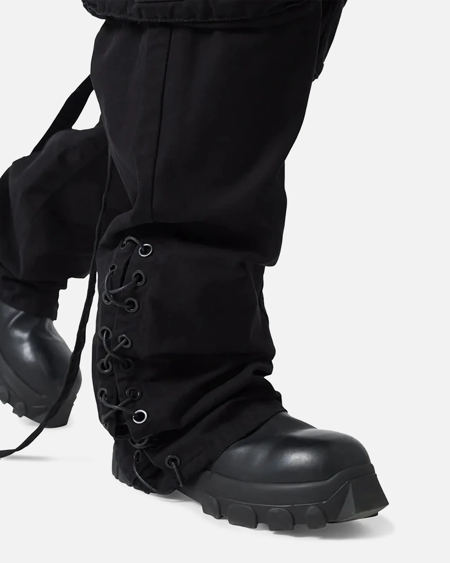 MNML Laced Up Ready Cargo Pants Black - Image 6
