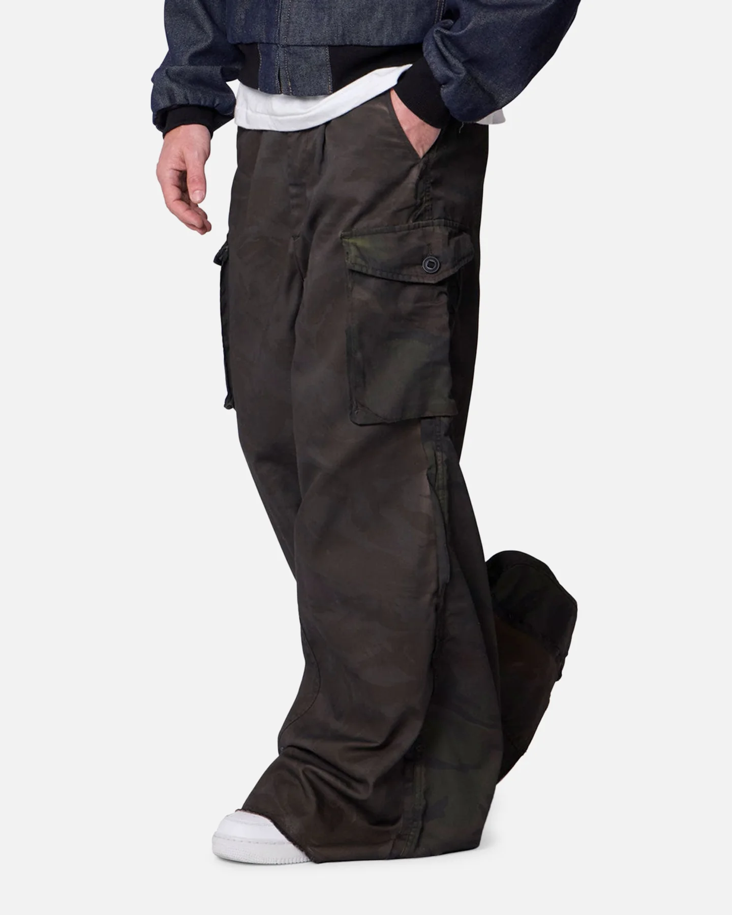 MNML Overdye Rave Cargo Pants Camo - Image 5