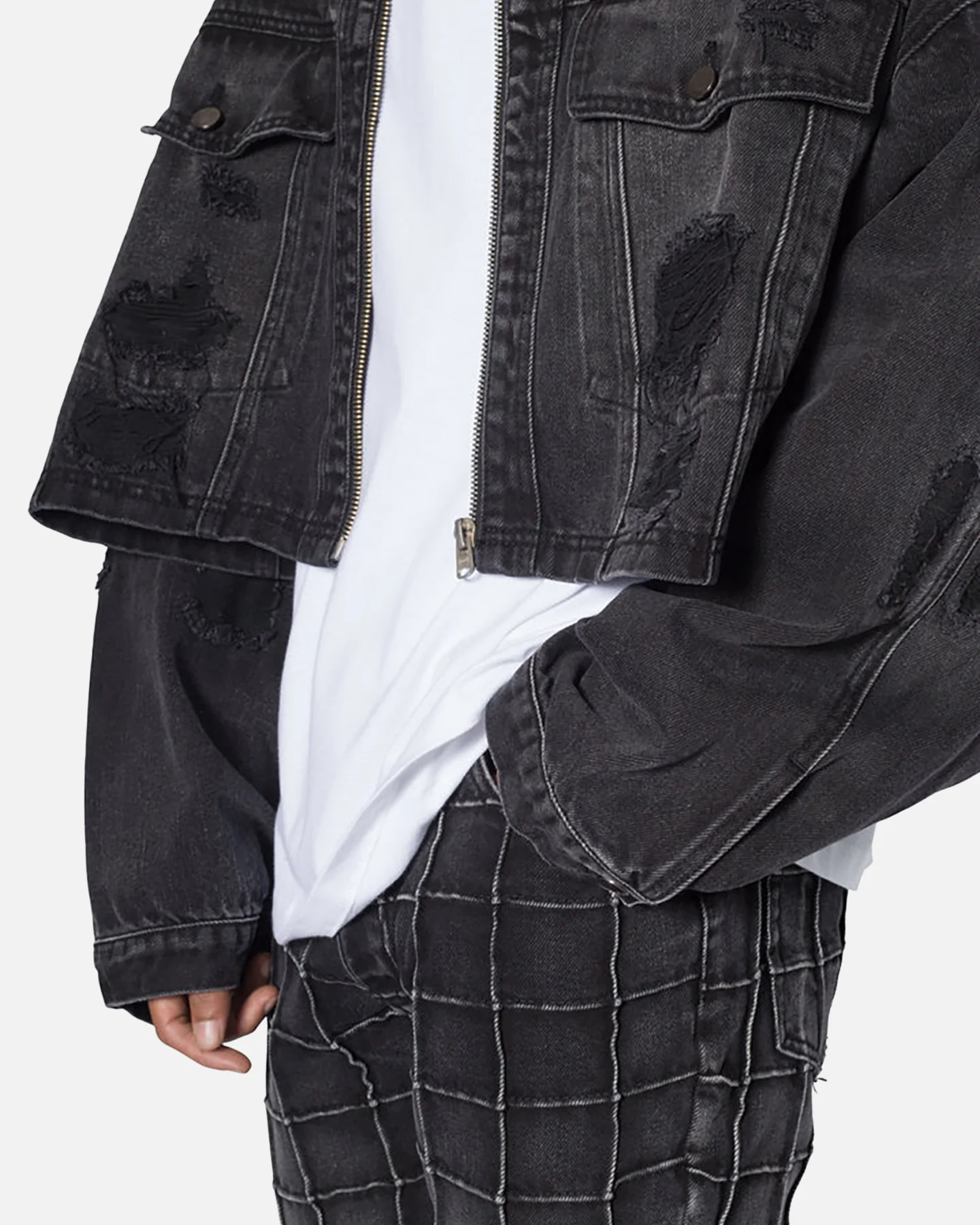 MNML Oversized Ripped Cropped Denim Jacket Washed Black - Image 5