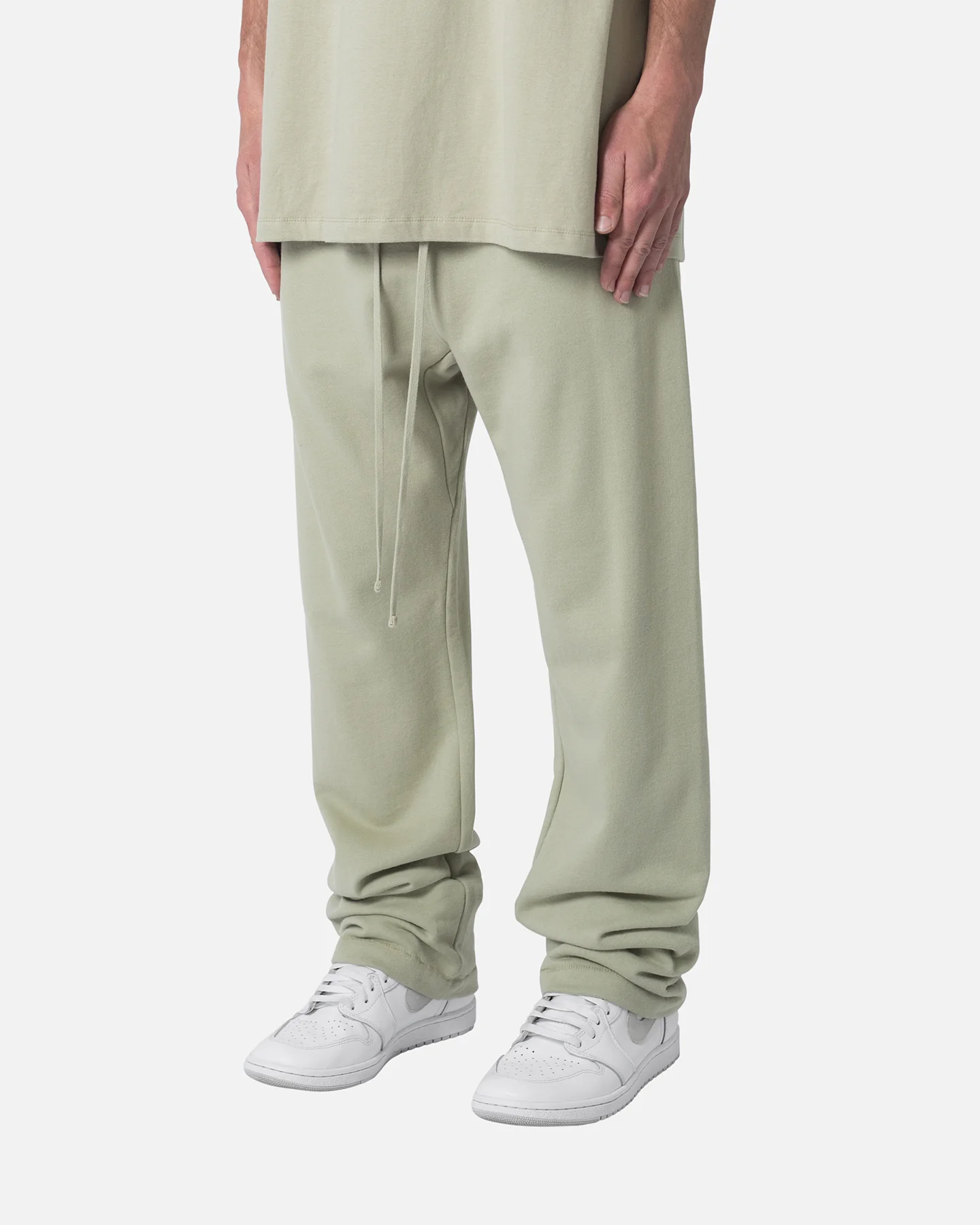 MNML Relaxed Every Day Sweatpants Moss - Image 2