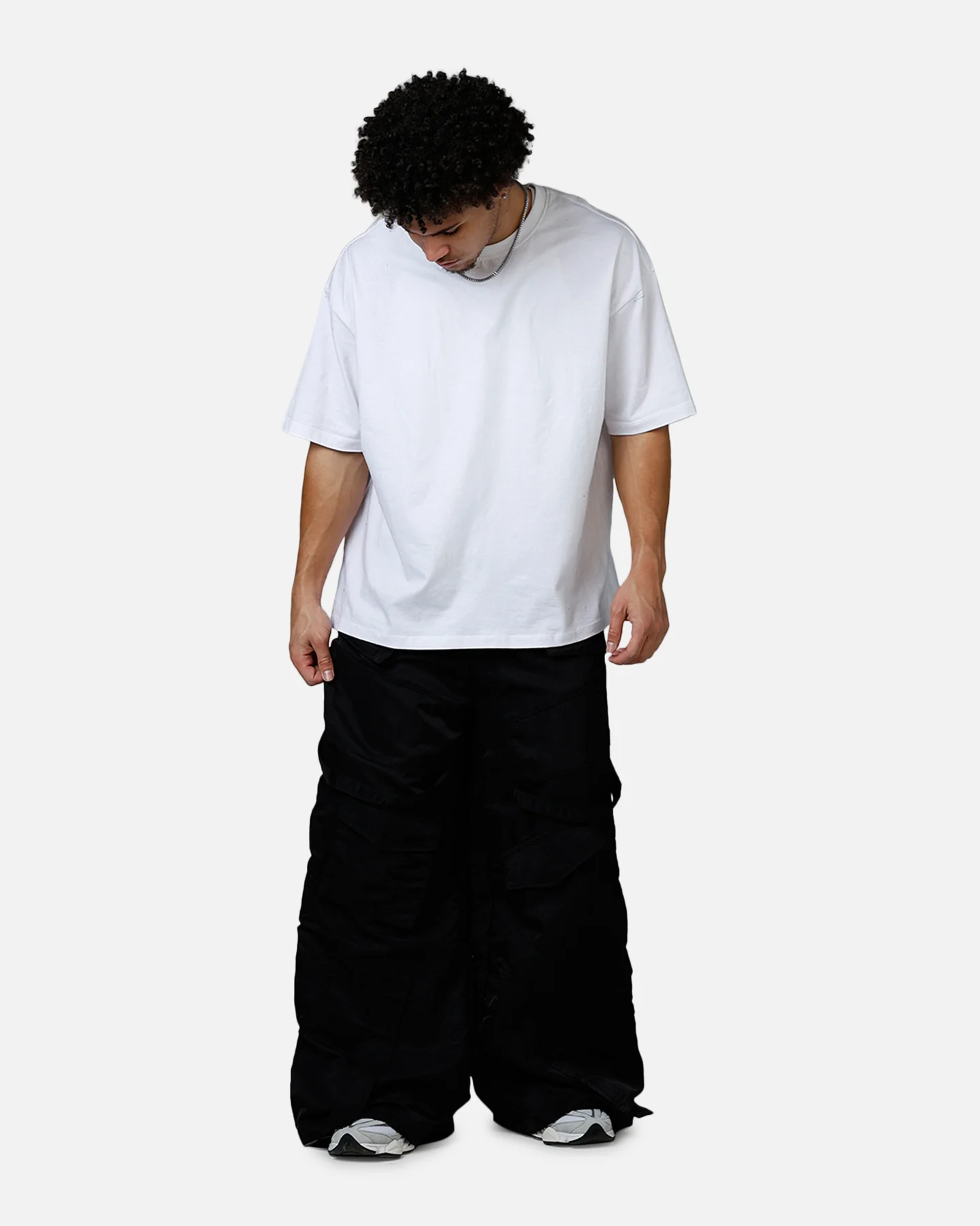 MNML Strap Up Raver Double Cargo Pants Black - Image 2