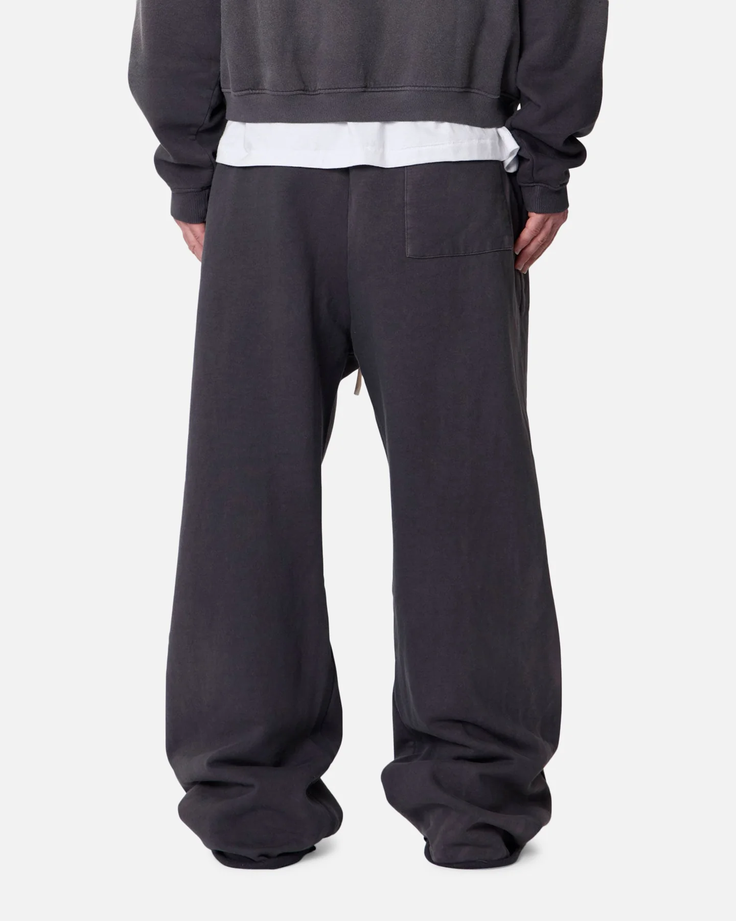 MNML Ultra Baggy Enemy Sweatpants Washed Black - Image 5