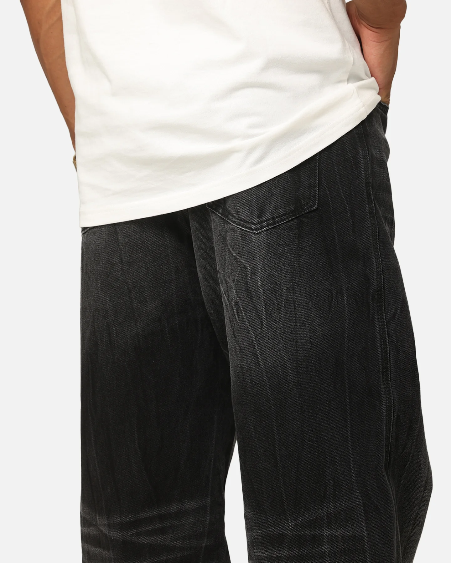 MNML Ultra Baggy GN16 Denim Jeans Black - Image 4