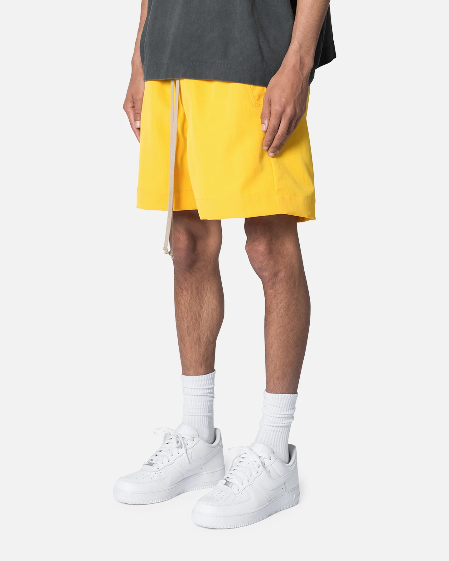 MNML Weimar Shorts Yellow - Image 2