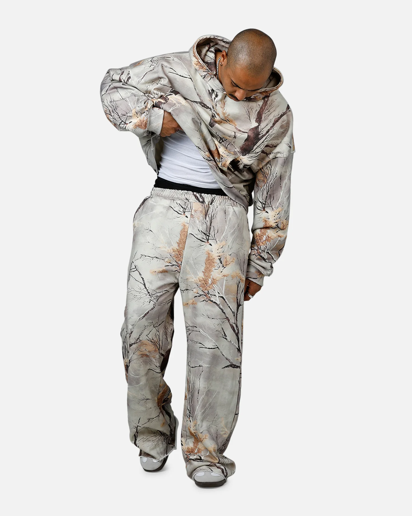MNML Yoked Backed Sweatpants Snow Camo - Image 2