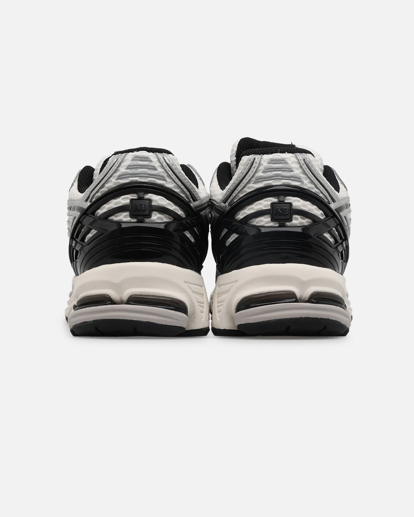 New Balance 1906R Silver/Black - Image 3