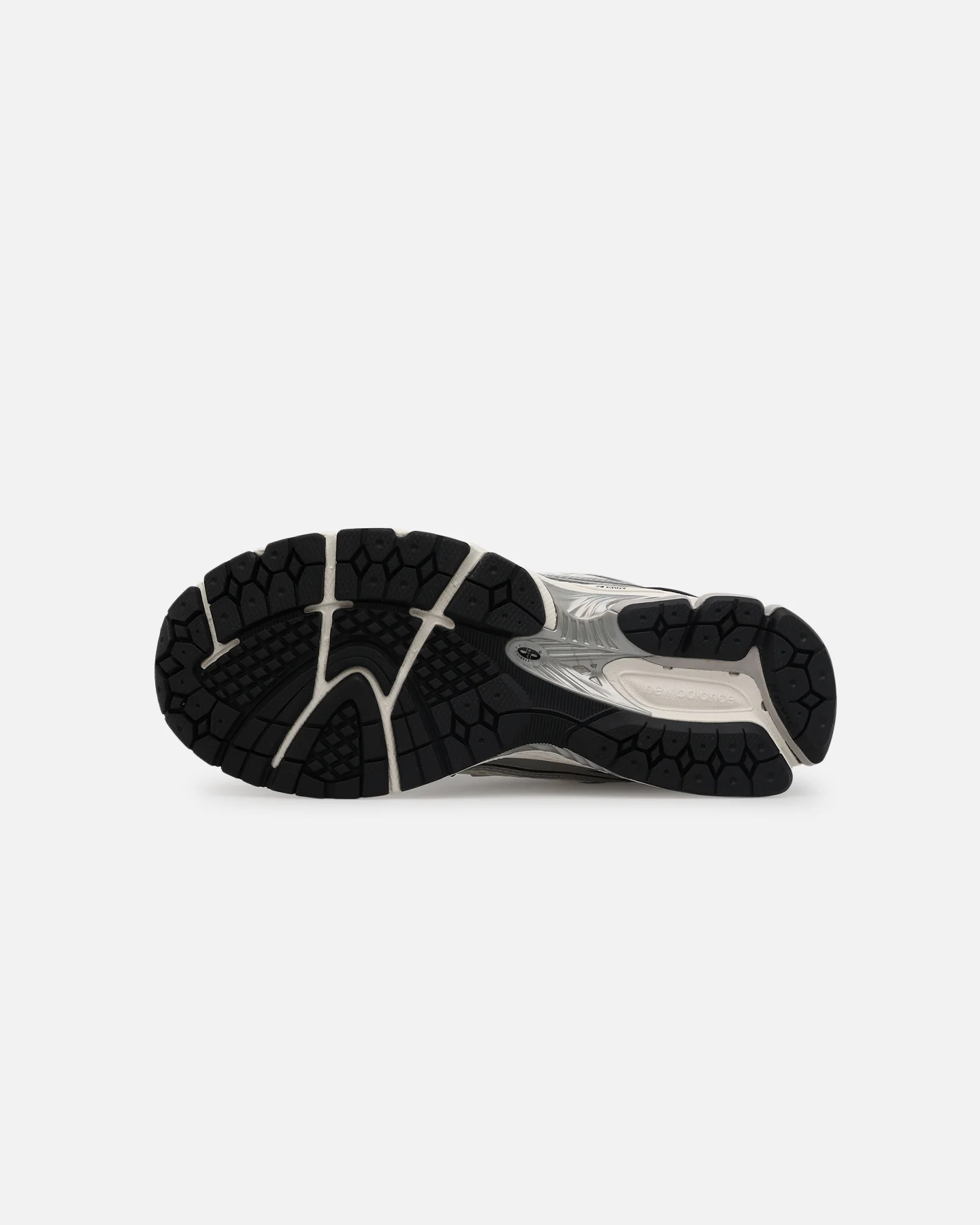 New Balance 1906R Silver/Black - Image 4