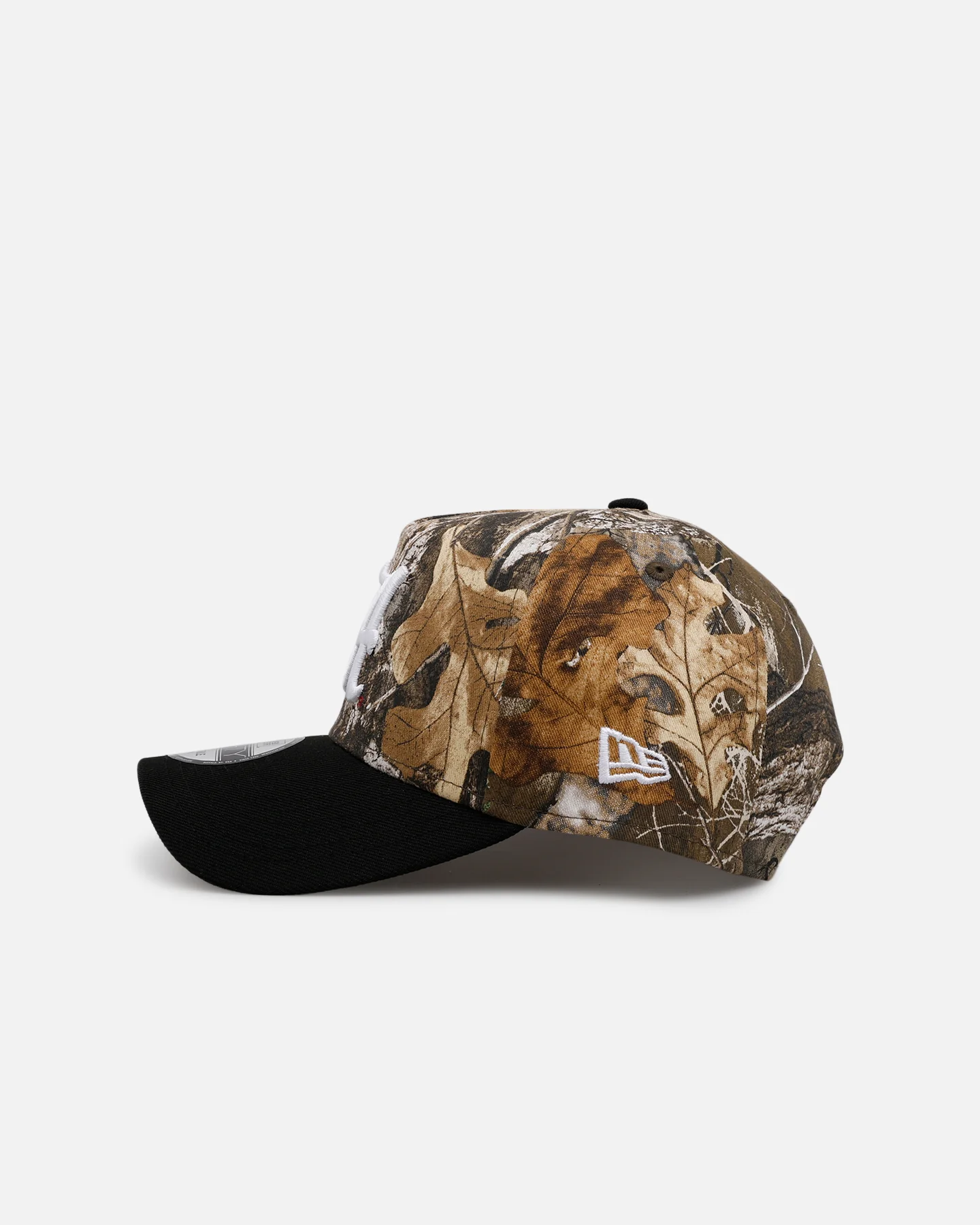 New Era Alabama Crimson Tide Football 'Southeastern Conference' 9FORTY A-Frame Snapback Realtree - Image 4