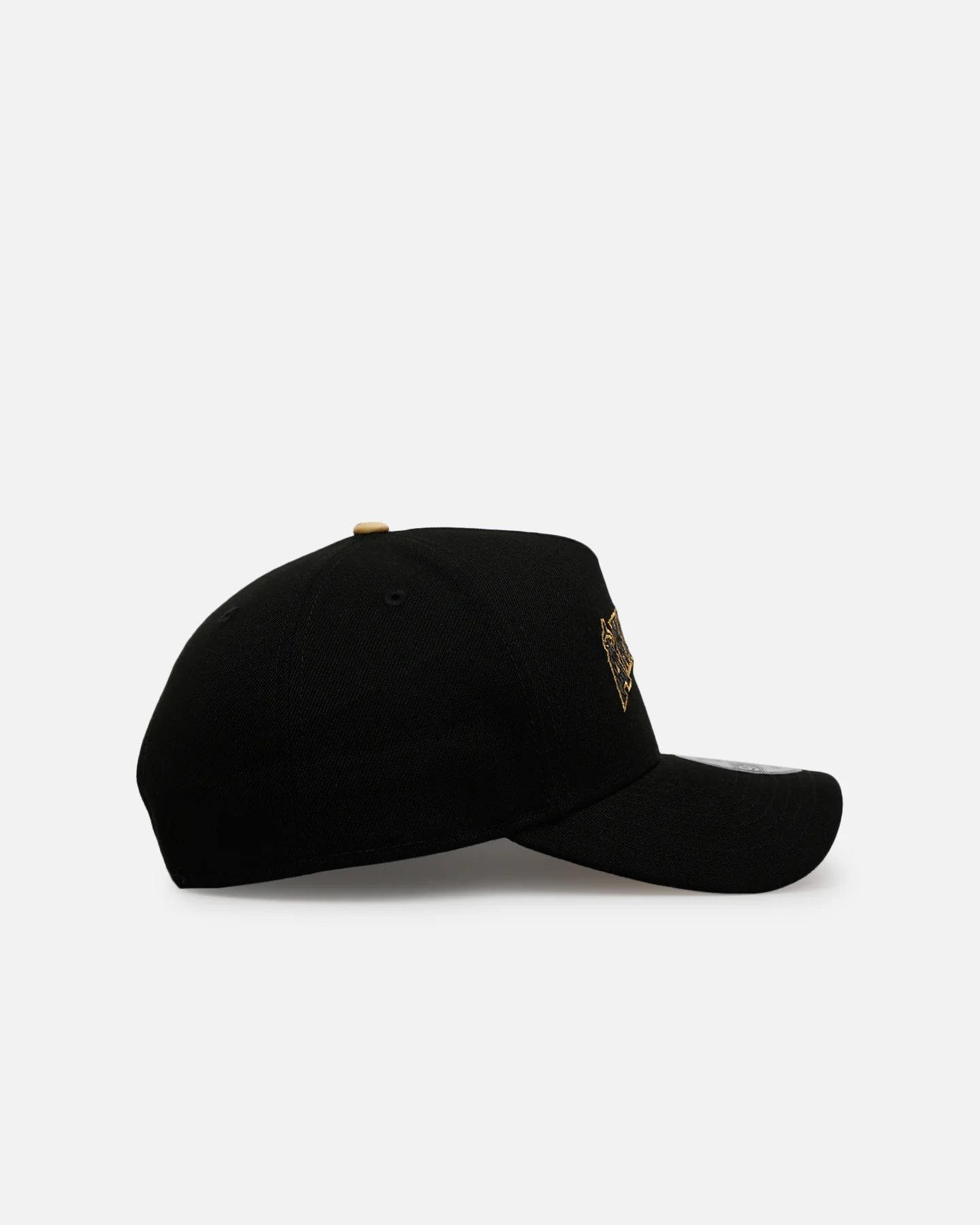 New Era Anaheim Angels 'Year Of The Snake' 9FORTY A-Frame Snapback Black/Gold - Image 3