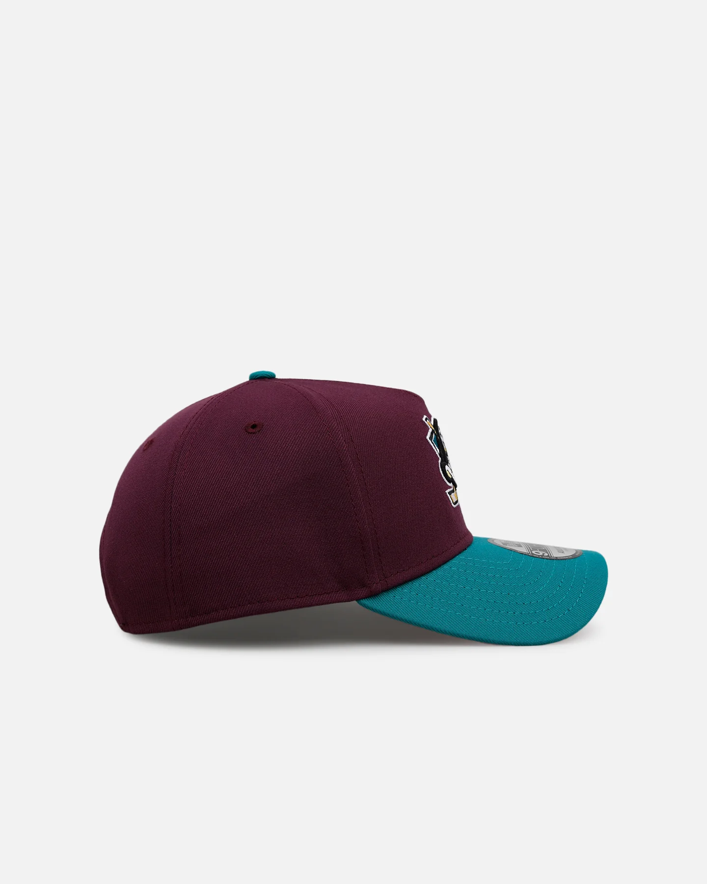 New Era Anaheim Ducks 'Cherry Blossoms' 9FORTY A-Frame Snapback Official Team Color - Image 3