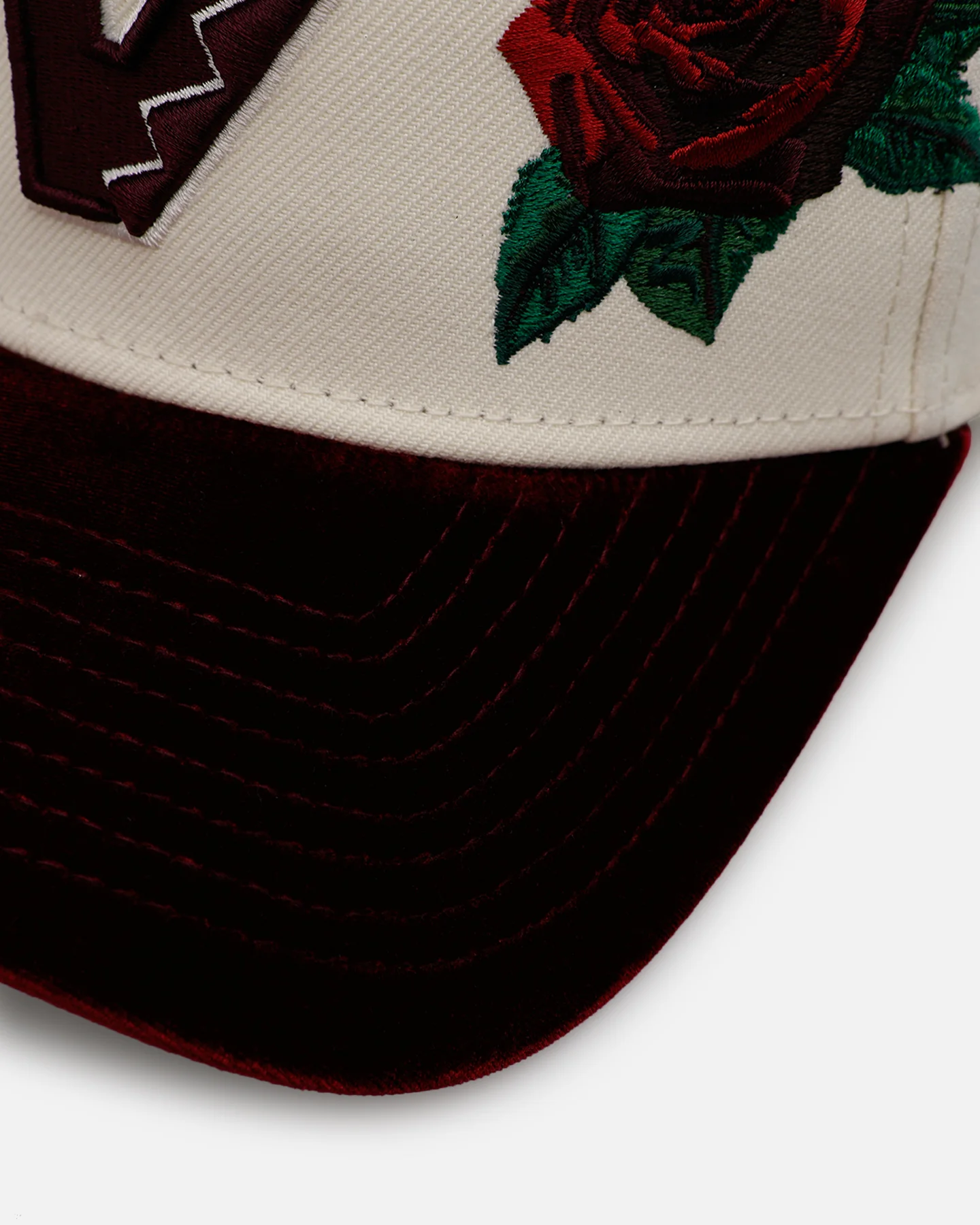 New Era Arizona Diamondbacks 'Velvet Roses' 9FORTY A-Frame Snapback Chrome - Image 2