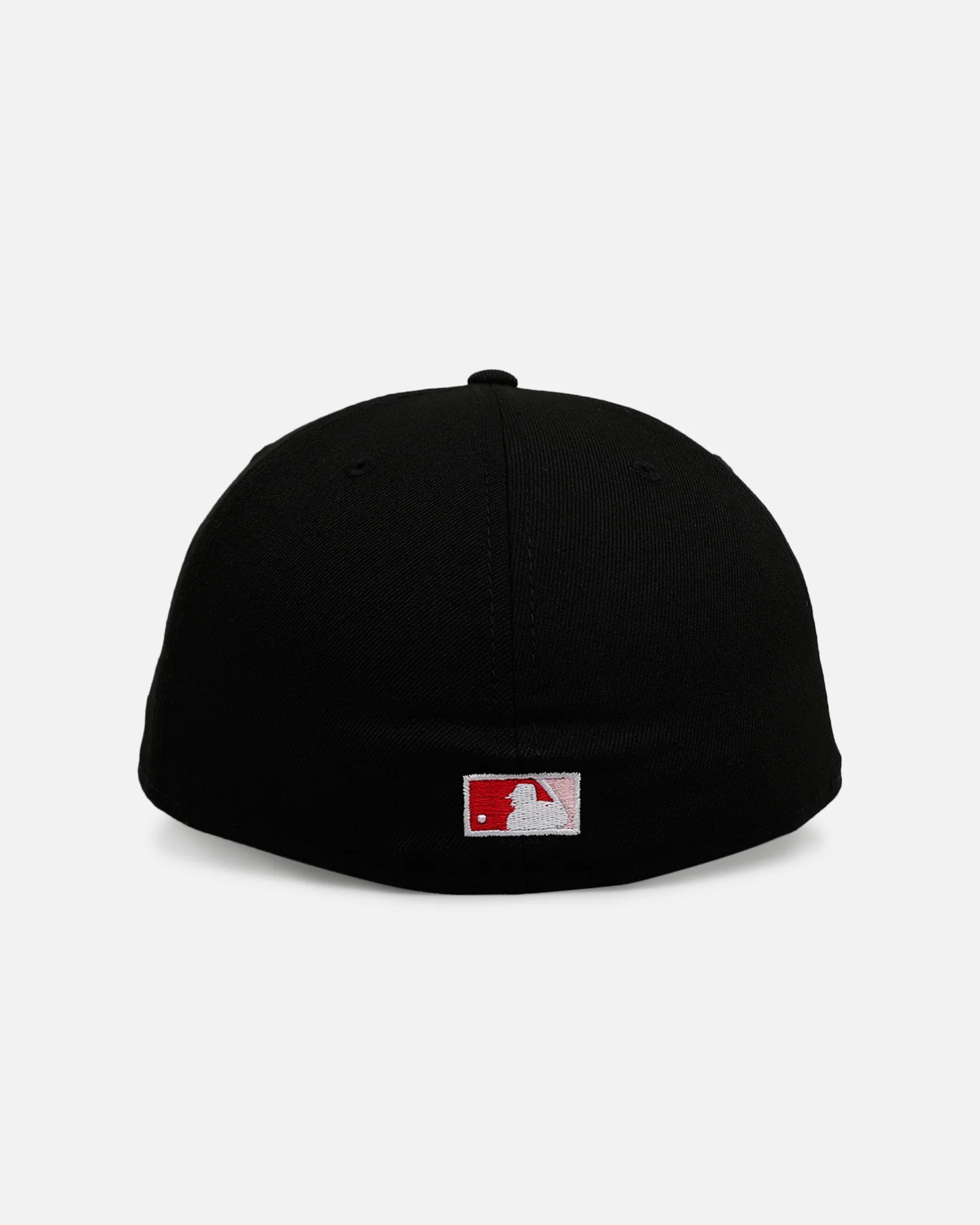 New Era Atlanta Braves 'Black And Pink' 59FIFTY Fitted Black/Pink - Image 2