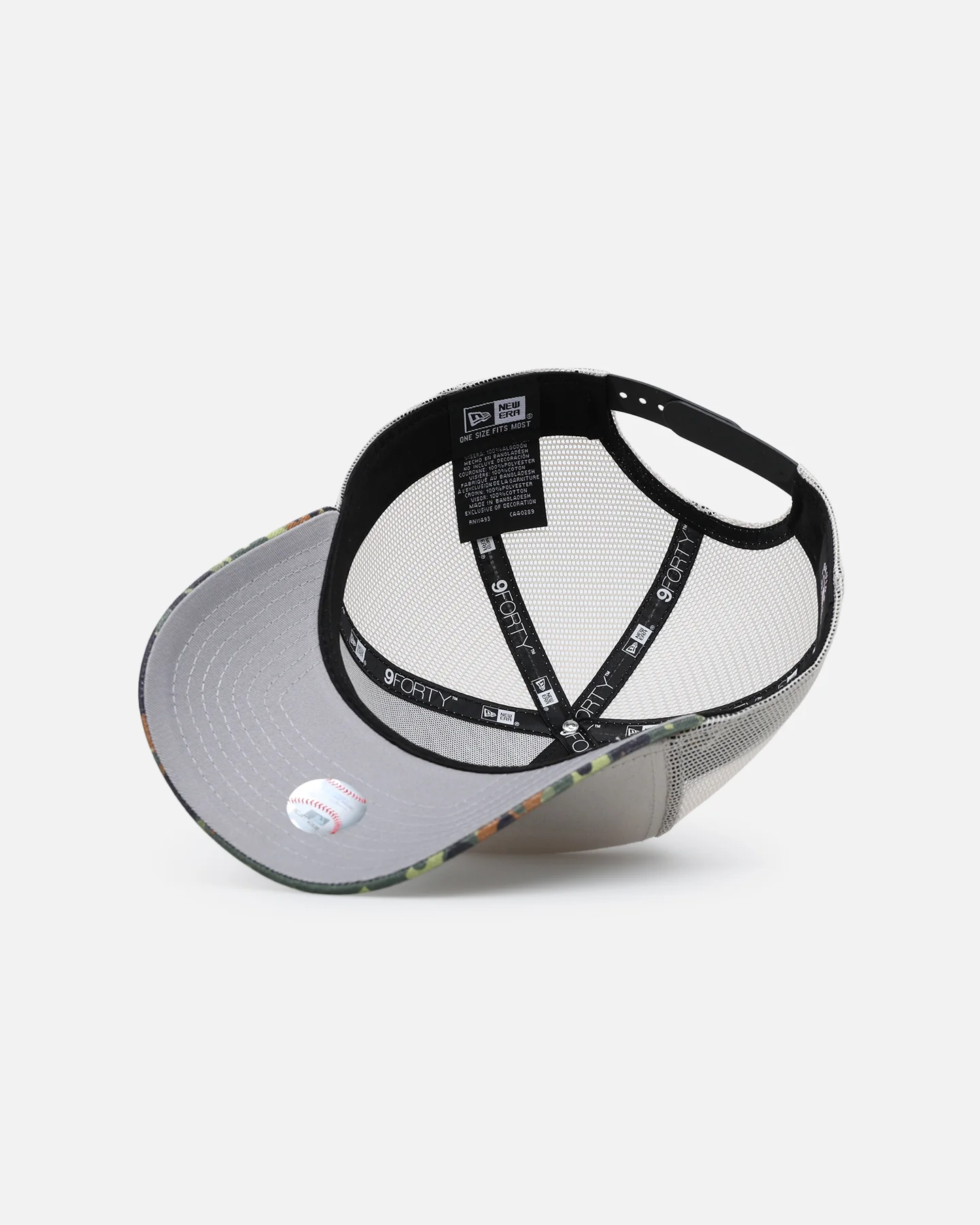 New Era Atlanta Braves "Camo Visor" 9FORTY A-Frame Trucker Snapback Stone/Olive - Image 6