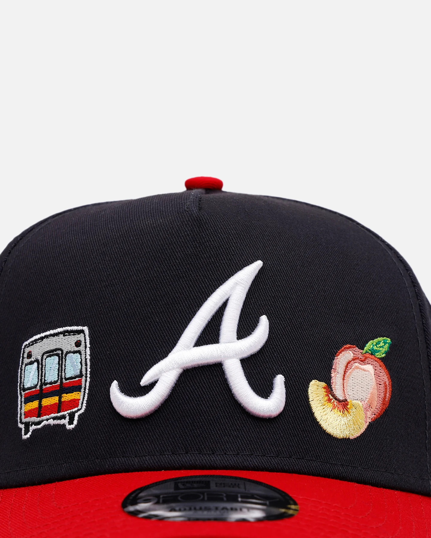 New Era Atlanta Braves 'City Icons' 9FORTY A-Frame Snapback Navy/Red - Image 5