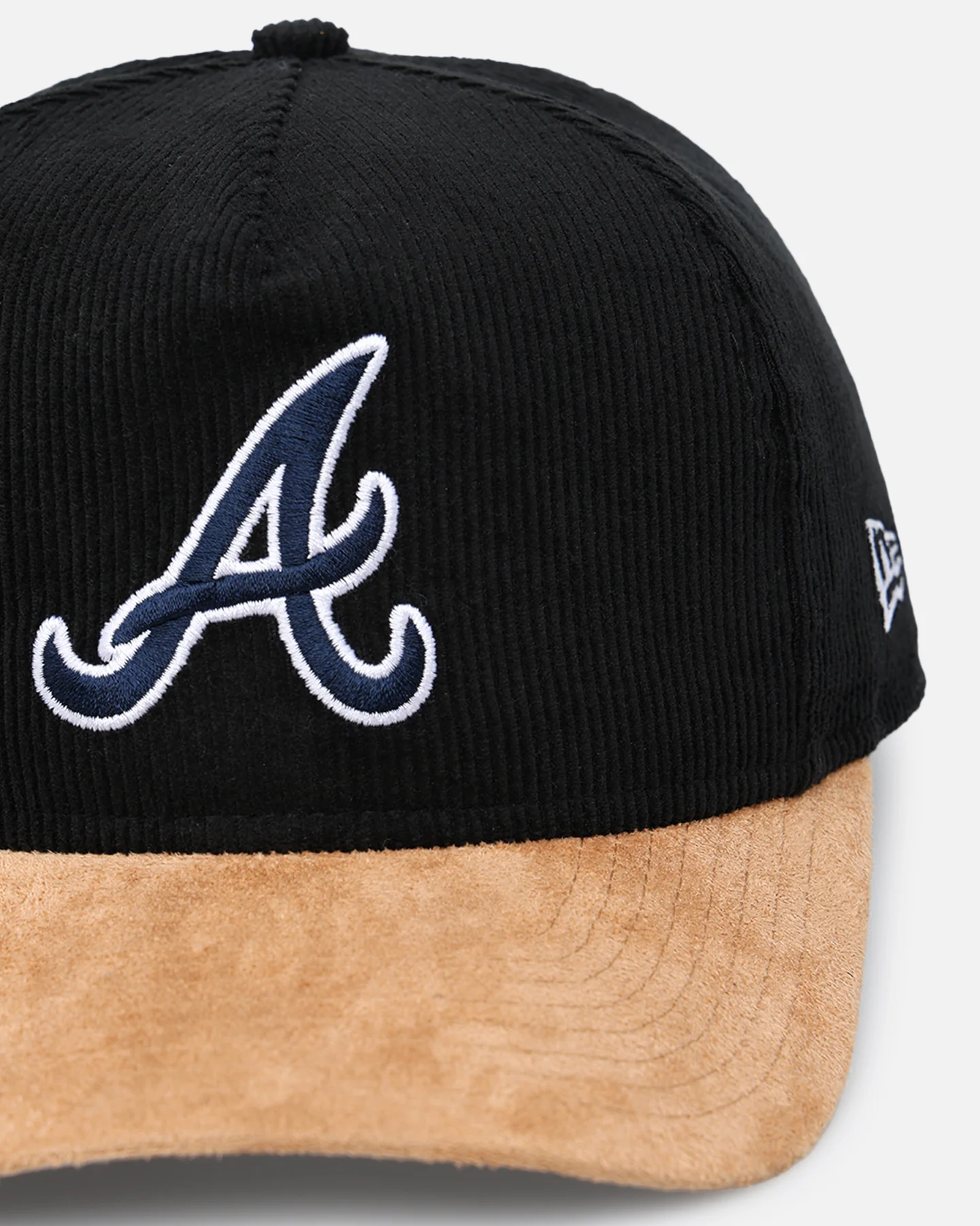 New Era Atlanta Braves 'Corduroy Suede' Pre-Curved Golfer Snapback Washed Black - Image 2