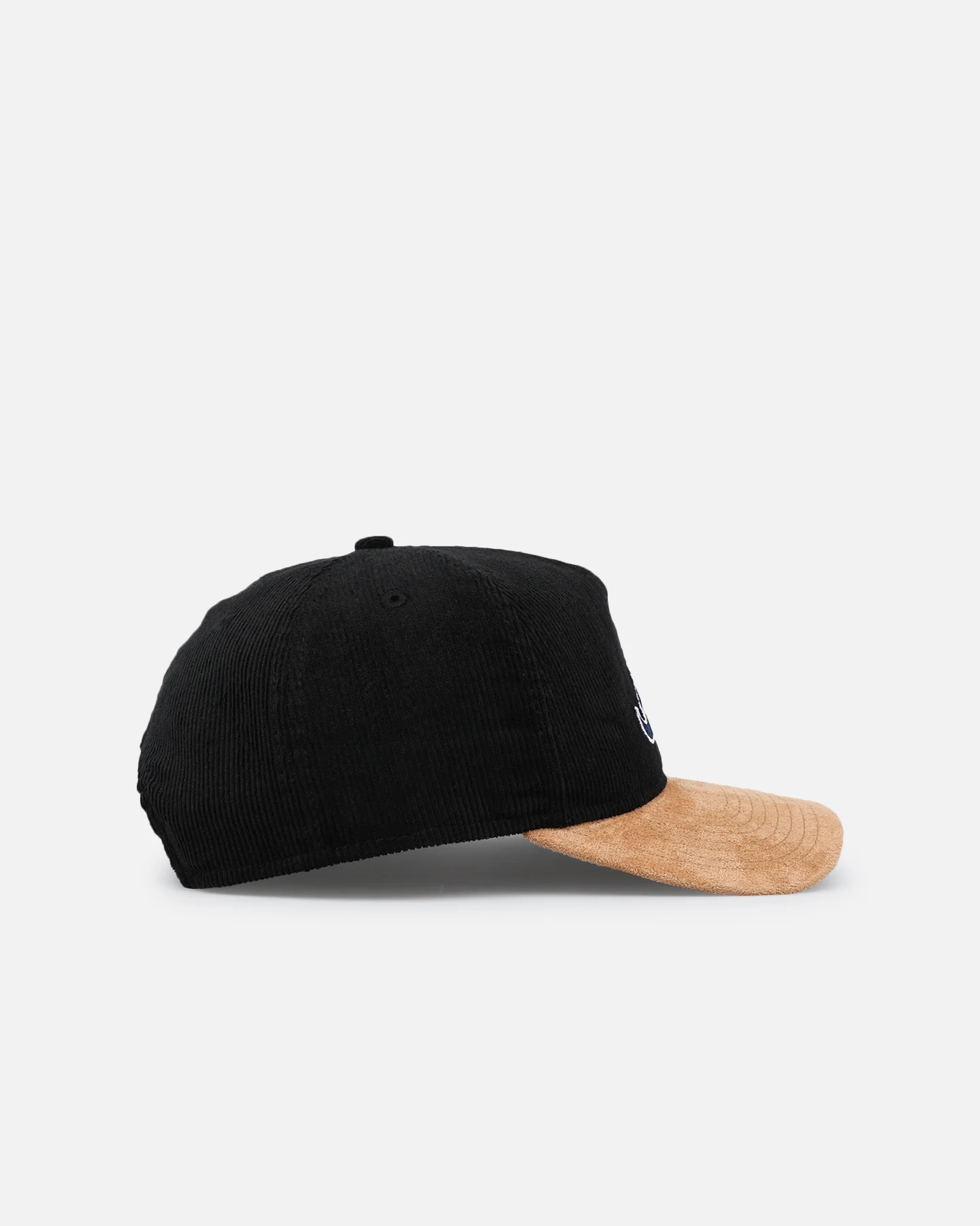 New Era Atlanta Braves 'Corduroy Suede' Pre-Curved Golfer Snapback Washed Black - Image 4