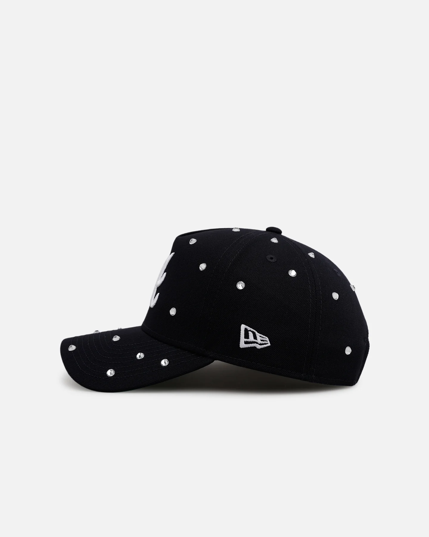 New Era Atlanta Braves 'Embellishment' 9FORTY A-Frame Snapback Navy - Image 4