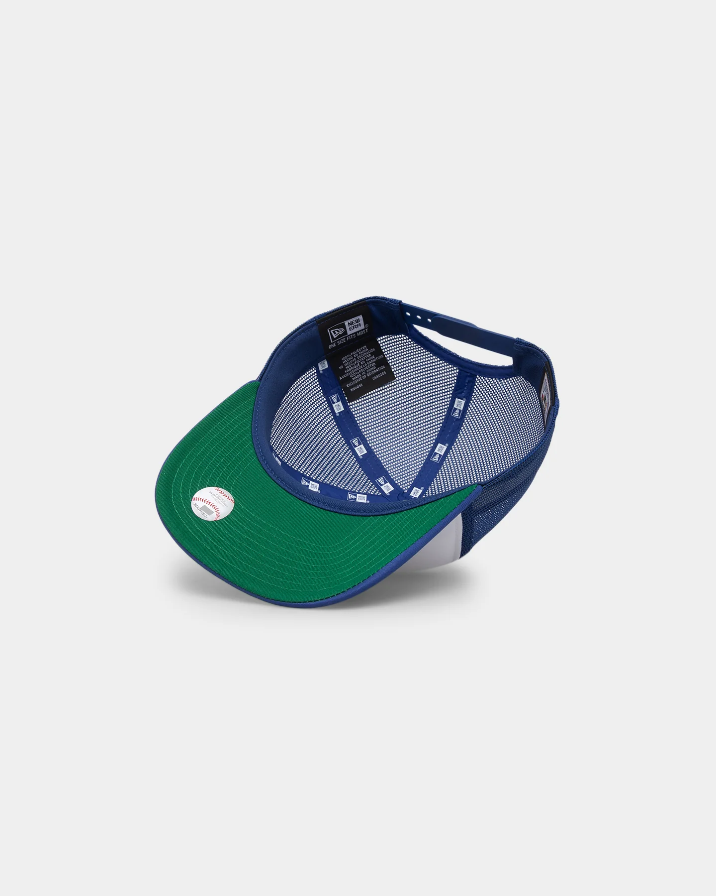 New Era Atlanta Braves Golfer Trucker Snapback White/Royal - Image 6