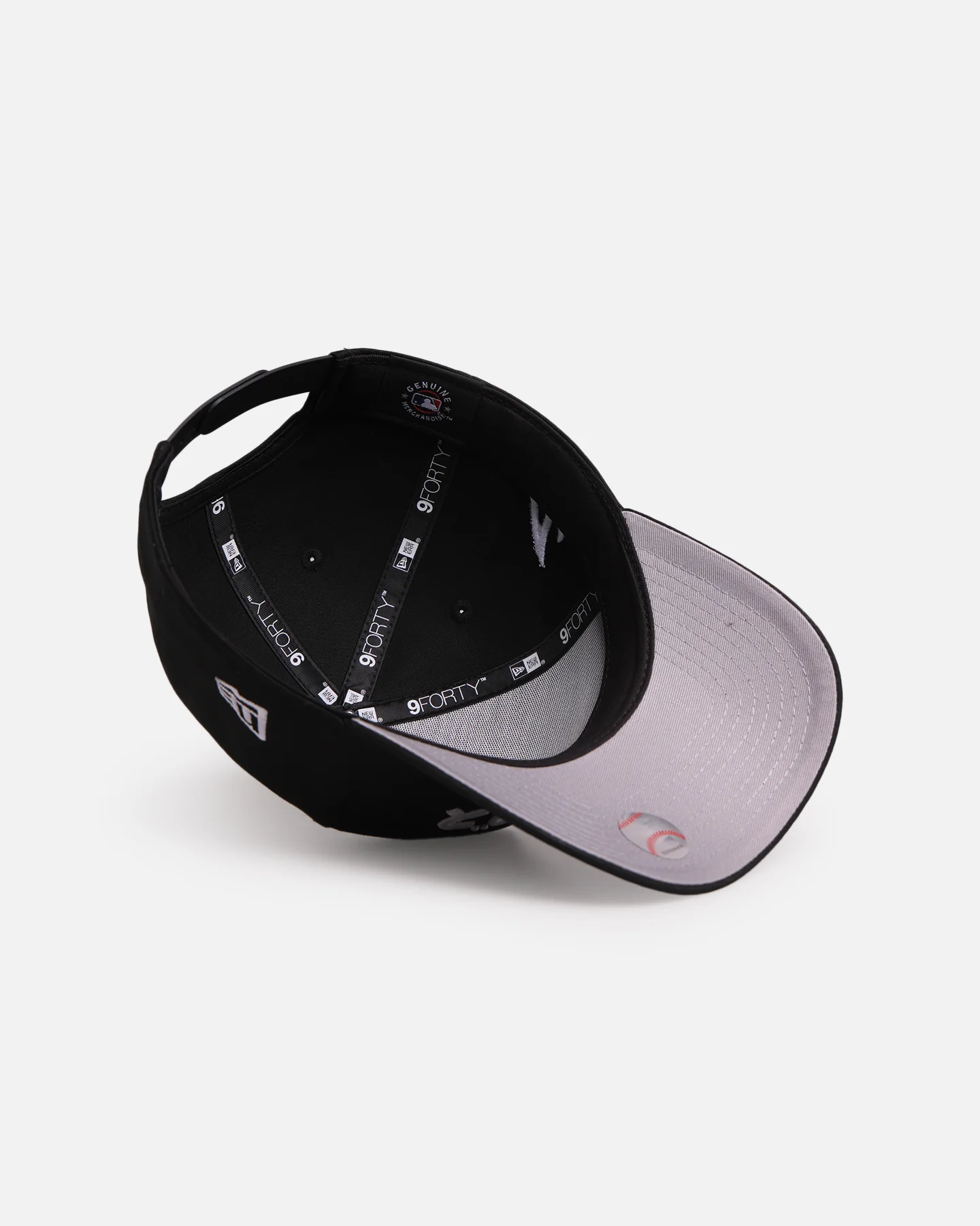 New Era Atlanta Braves 'Ohtani & Kanji' 9FORTY A-Frame Snapback Black/White - Image 6