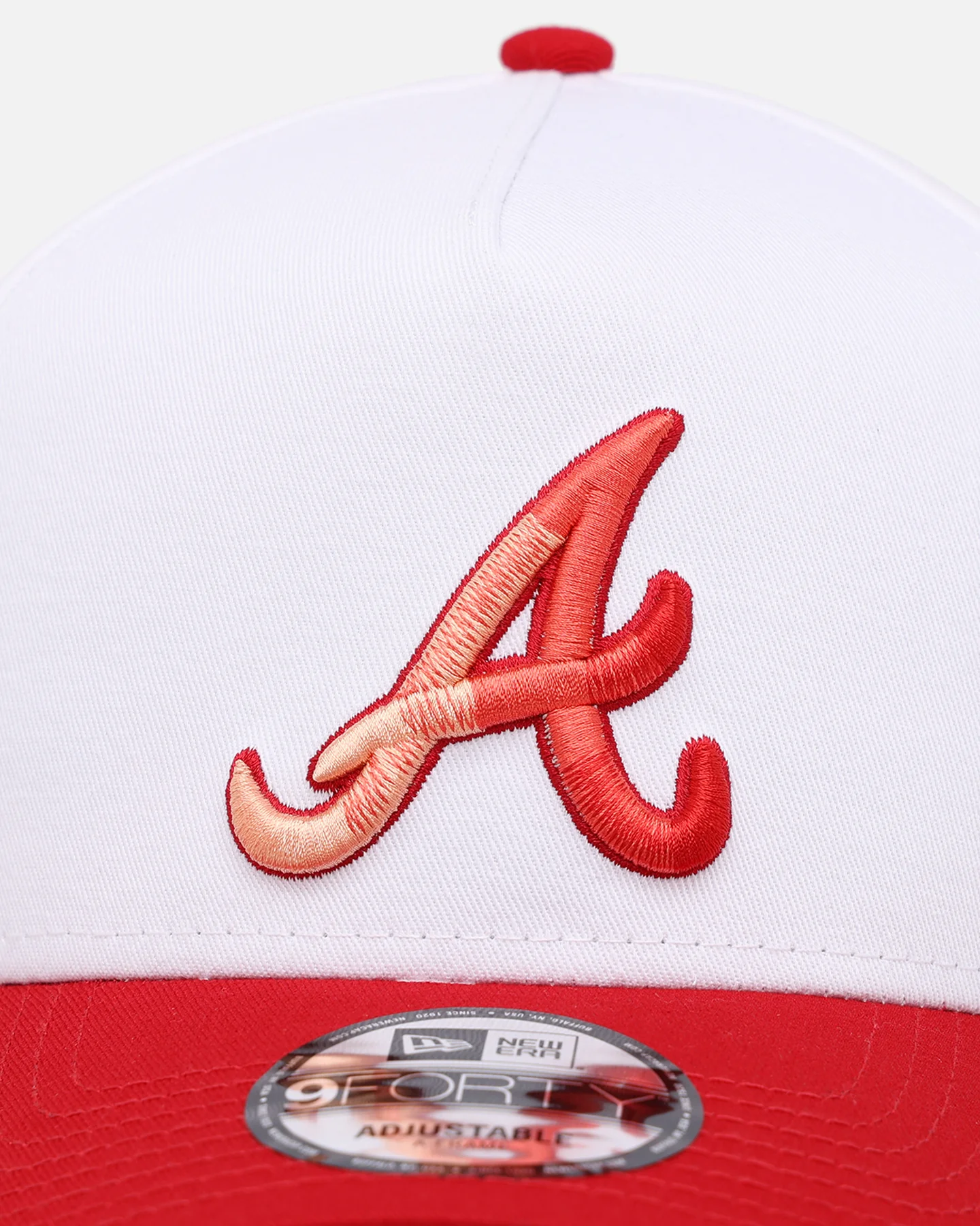 New Era Atlanta Braves 'Satin Blaze' 9FORTY A-Frame Snapback White/Scarlet - Image 5
