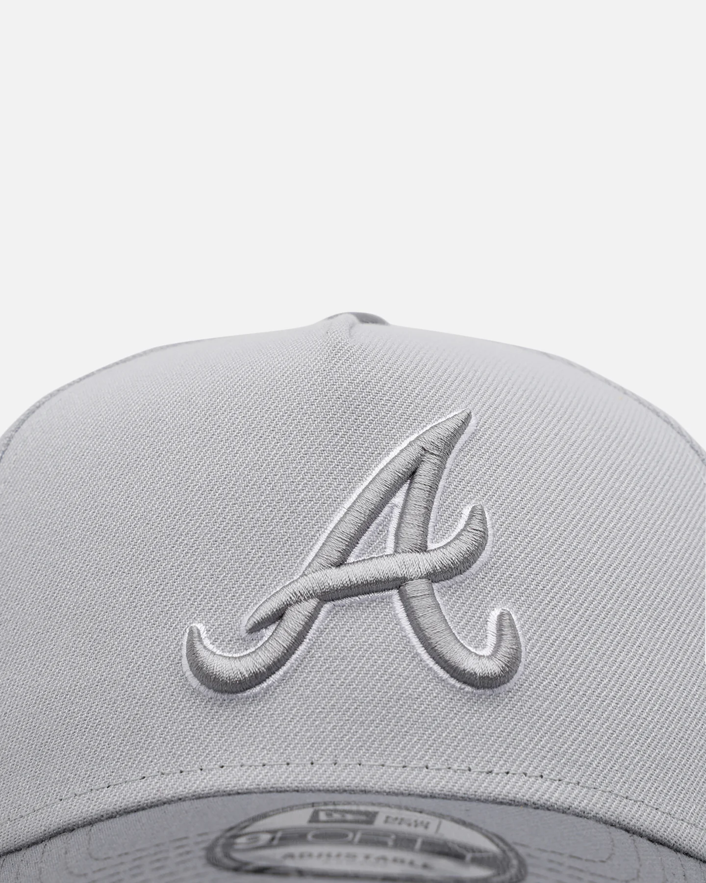 New Era Atlanta Braves 'Smoke' 9FORTY A-Frame Snapback Smoke - Image 5