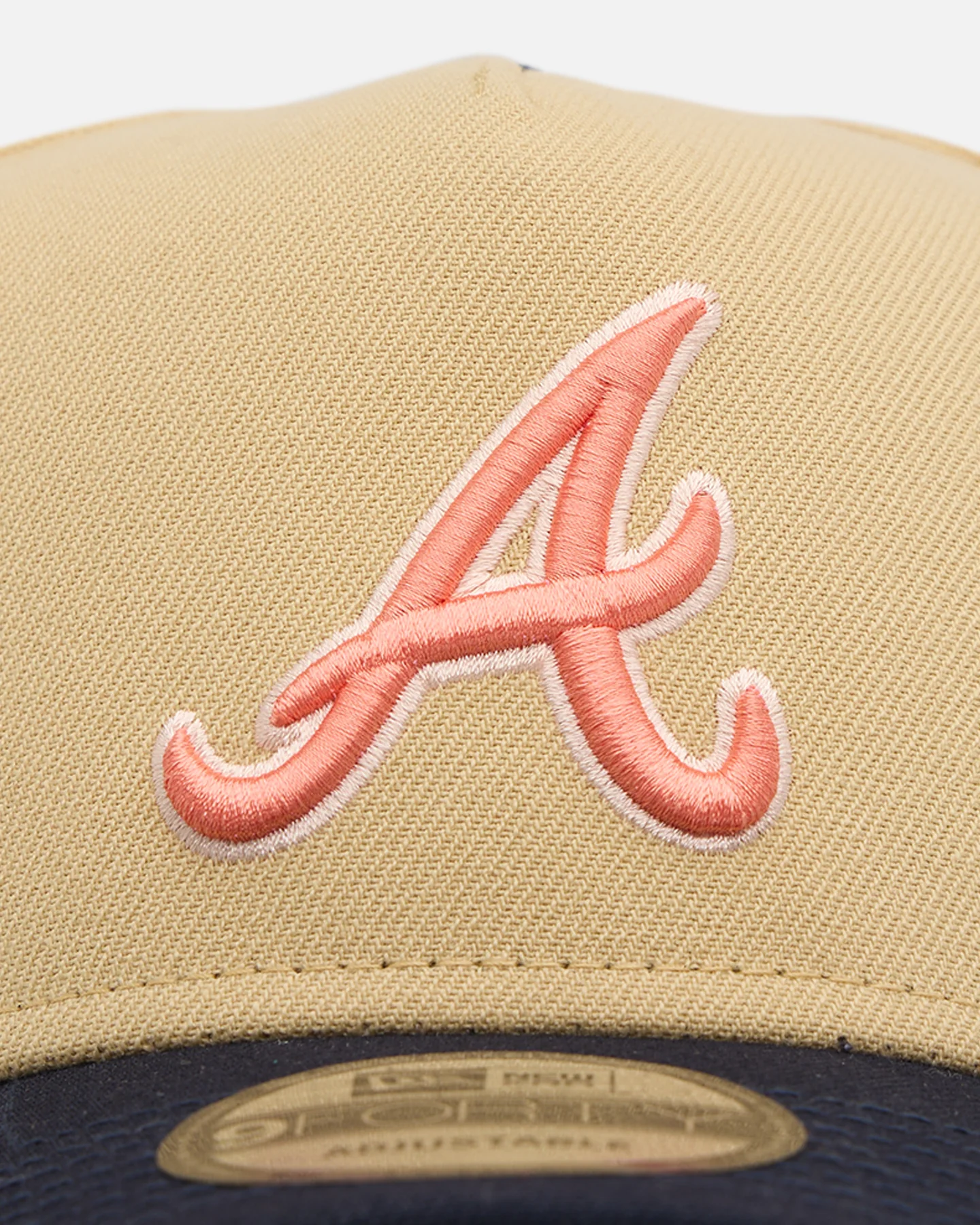 New Era Atlanta Braves 'Summer Injection' 9FORTY A-Frame Sidepatch Snapback Tan - Image 5