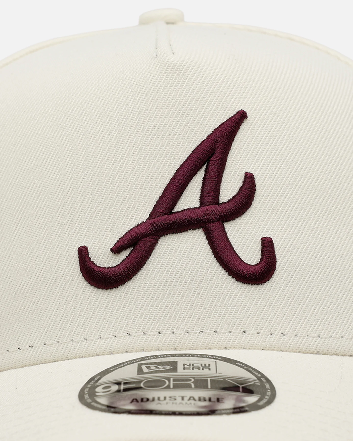 New Era Atlanta Braves 'Too Clean 2.0' 9FORTY A-Frame Snapback Chrome/Maroon - Image 5