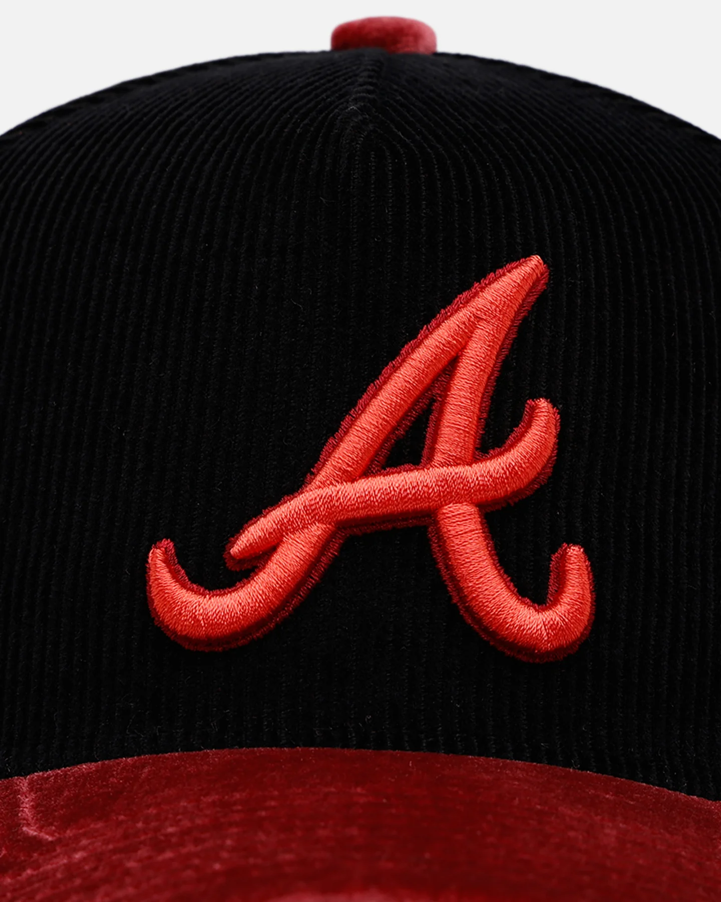 New Era Atlanta Braves 'Velvet Cord Certified Lover' 9FORTY A-Frame Premium Corduroy Snapback Black - Image 6