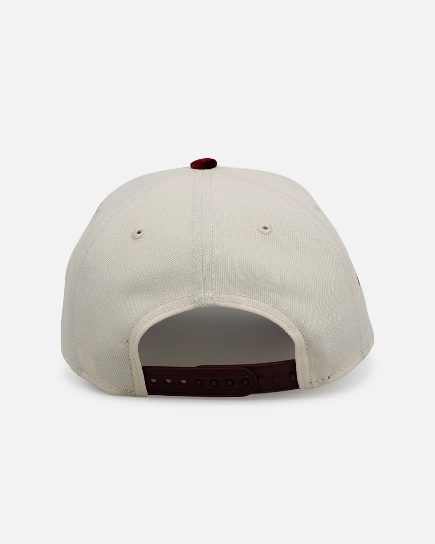 New Era Atlanta Braves 'Velvet Roses' 9FORTY A-Frame Snapback Chrome - Image 3