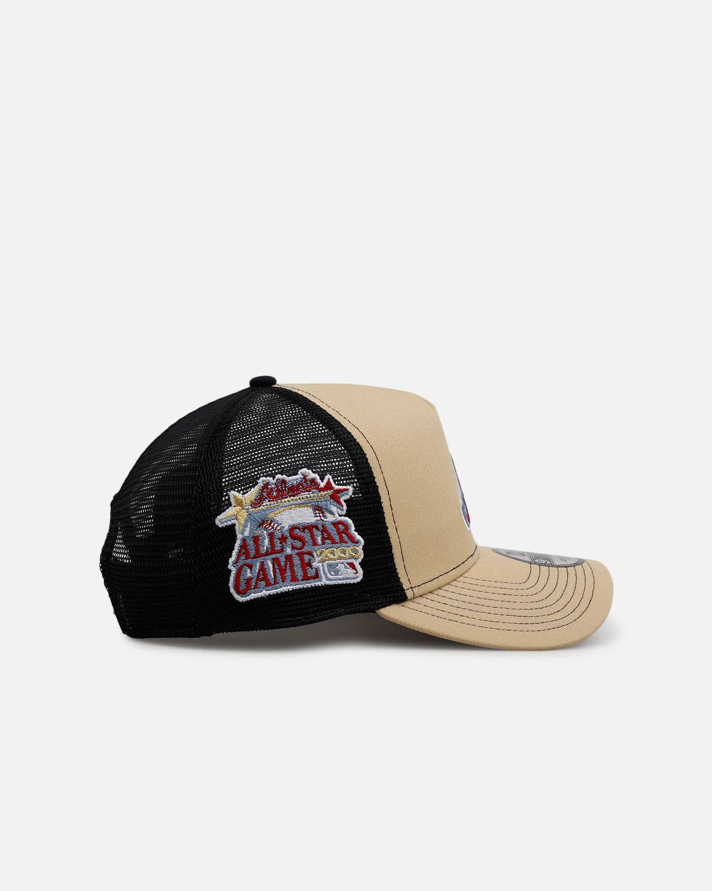 New Era Atlanta Braves 'Vintage Truckers' 9FORTTY A-Frame Trucker Snapback Vegas Gold - Image 3