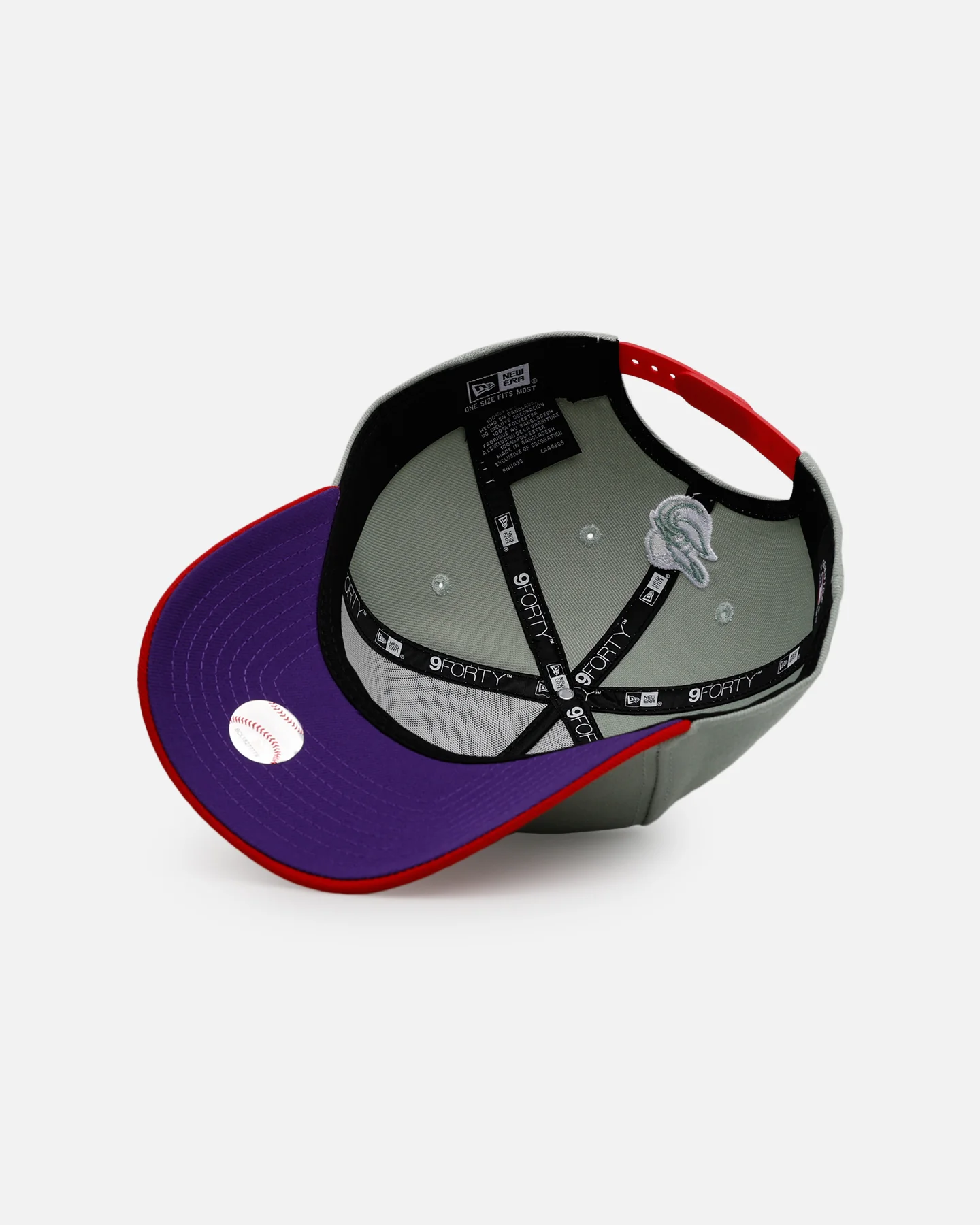 New Era Baltimore Orioles 'All I Want For Christmas' 9FORTY A-Frame Snapback Green/Red - Image 6