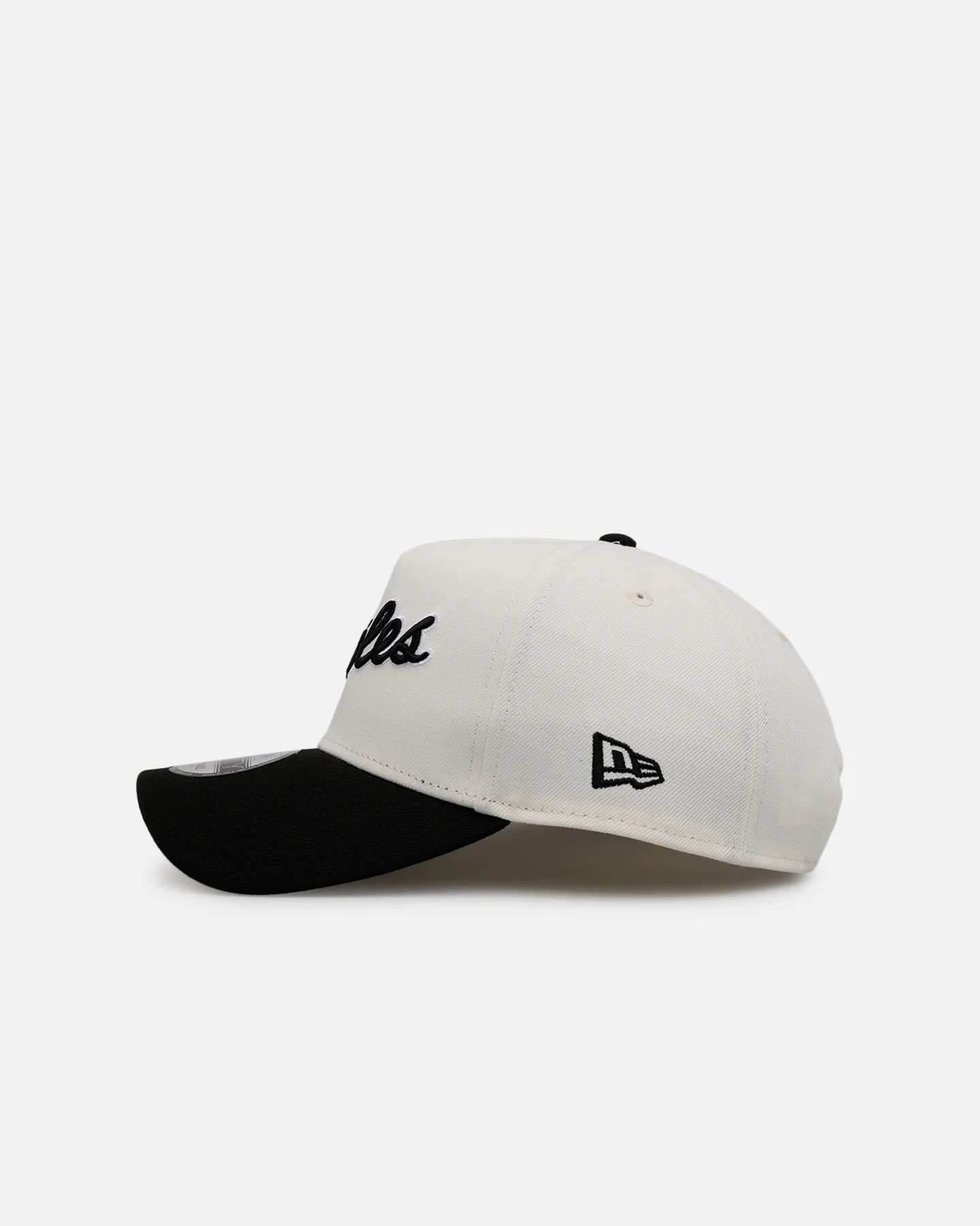 New Era Baltimore Orioles 'Chrome Black' 9FORTY A-Frame Snapback Chrome/Black - Image 4
