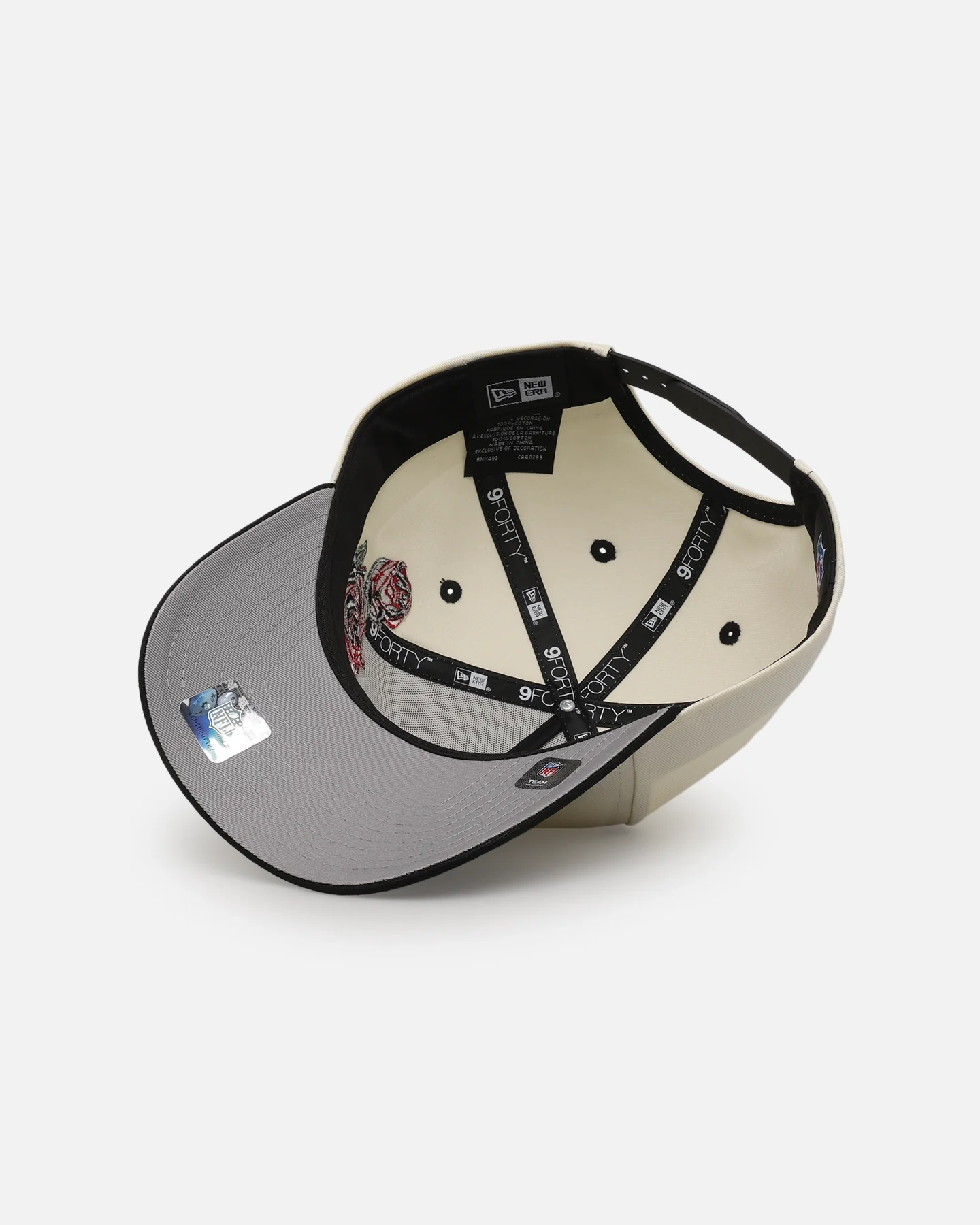 New Era Baltimore Ravens 'Chrome Black Roses' 9FORTY A-Frame Snapback Chrome/Black - Image 6
