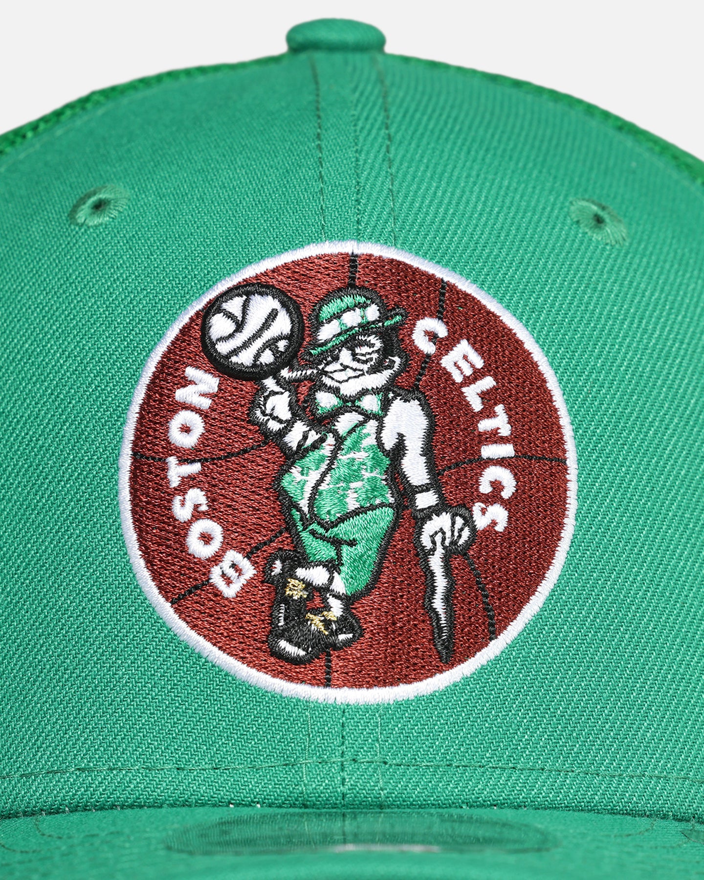 New Era Boston Celtics 'HWC' 9SEVENTY Trucker Stretch Snapback Green Med - Image 5
