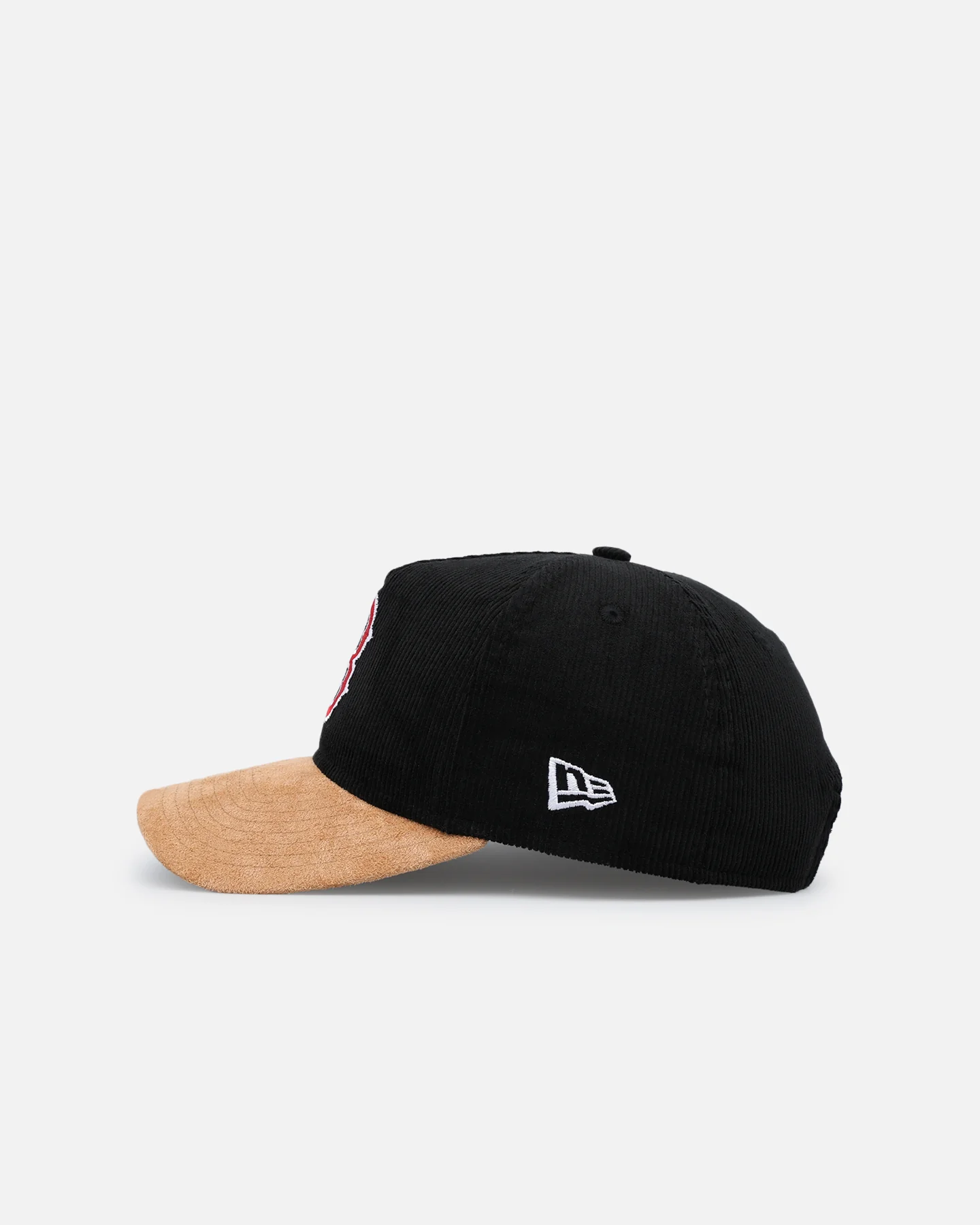 New Era Boston Red Sox 'Corduroy Suede' Pre-Curved Golfer Snapback Washed Black - Image 5