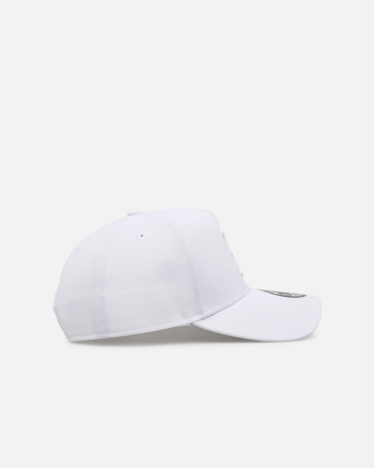 New Era Boston Red Sox 'Easy White' 9FORTY A-Frame Snapback White/White - Image 3