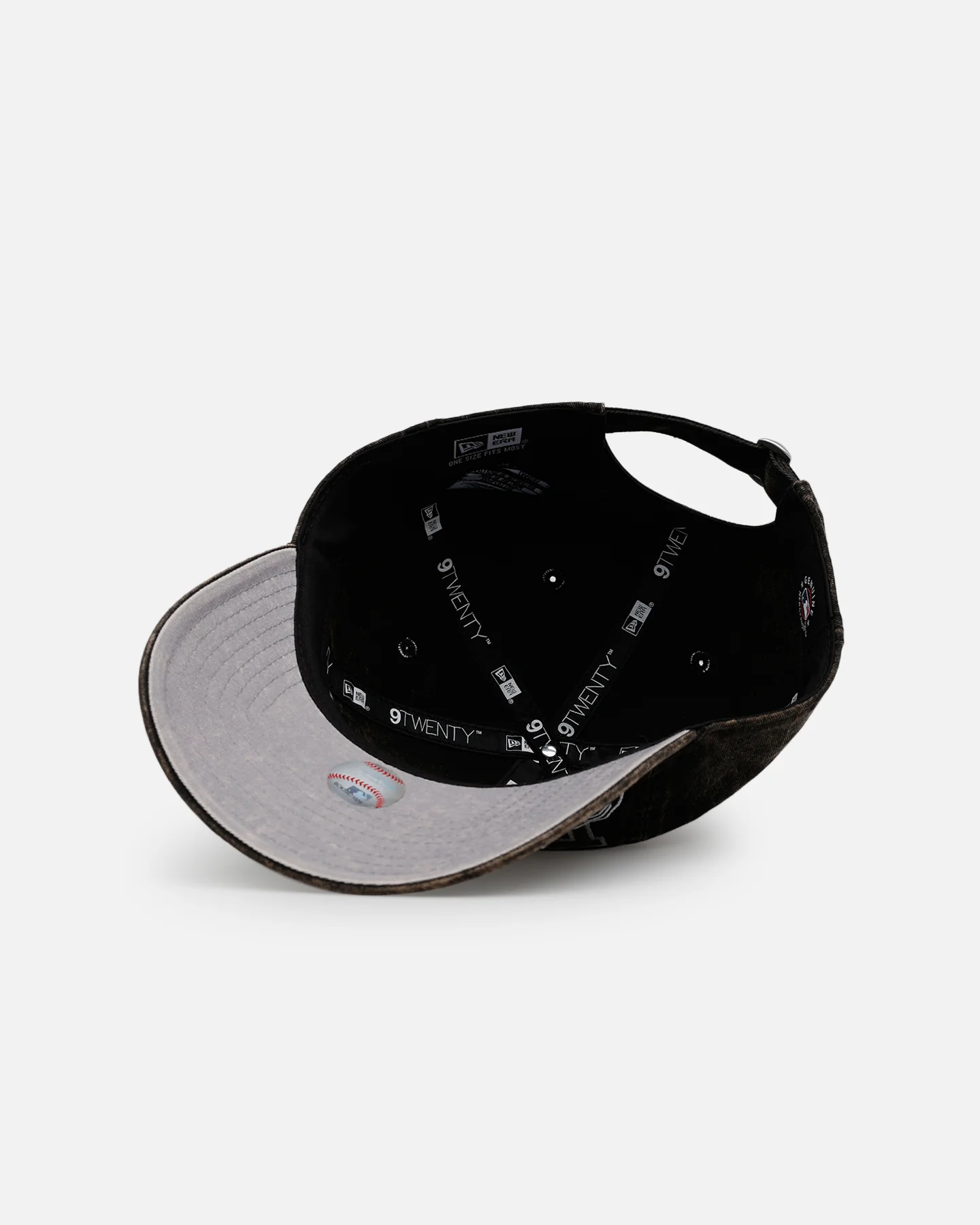 New Era Boston Red Sox 'Tribal' Classic Casual Strapback Washed Black - Image 6