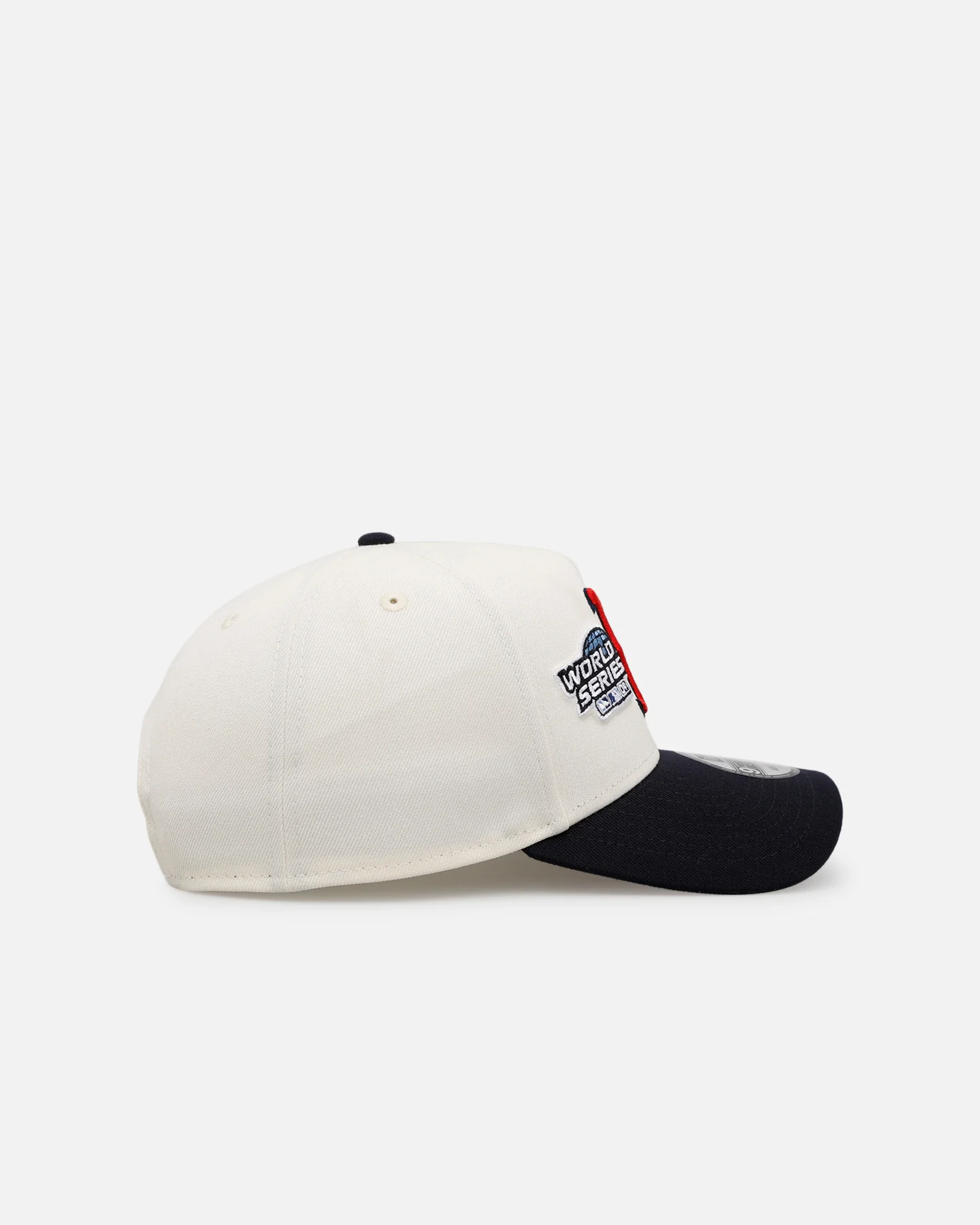 New Era Boston Red Sox 'World Series Logo' 9FORTY A-Frame Snapback Chrome - Image 3