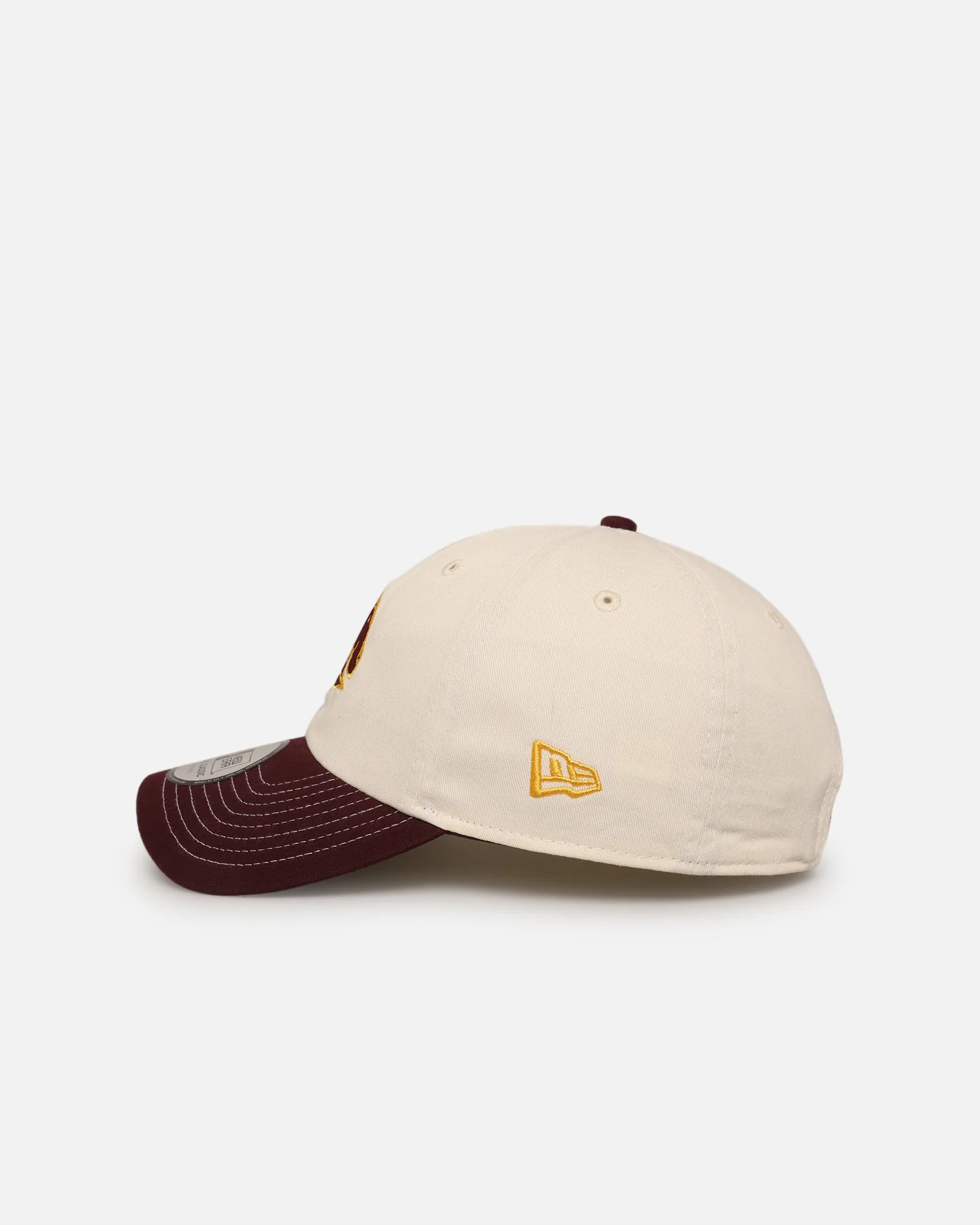 New Era Brisbane Broncos 'NRL 2-Tone 2025 Collection' Casual Classic Strapback Chrome White - Image 4
