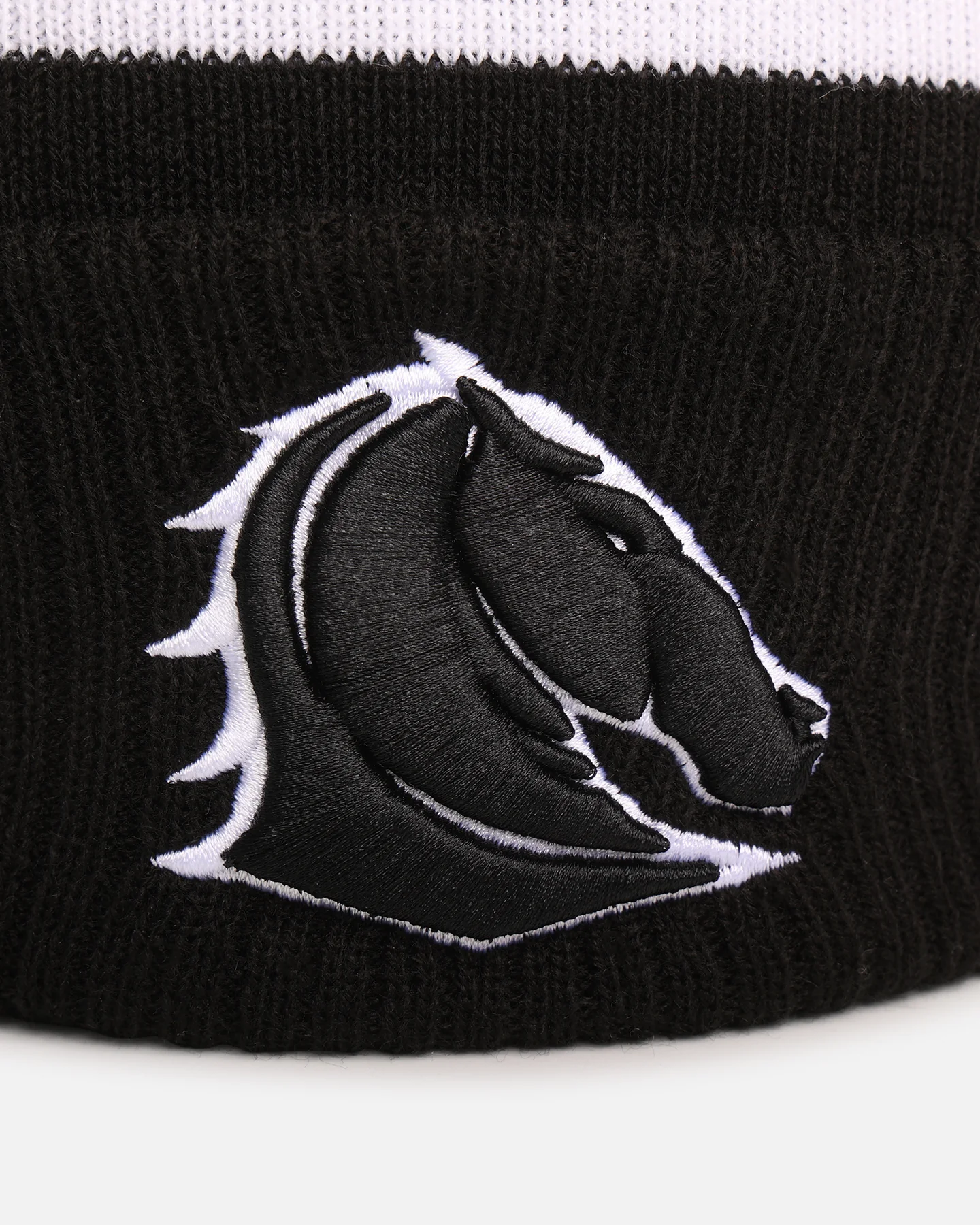 New Era Brisbane Broncos 'NRL Black White Beanies' Knitted Beanie Black - Image 5