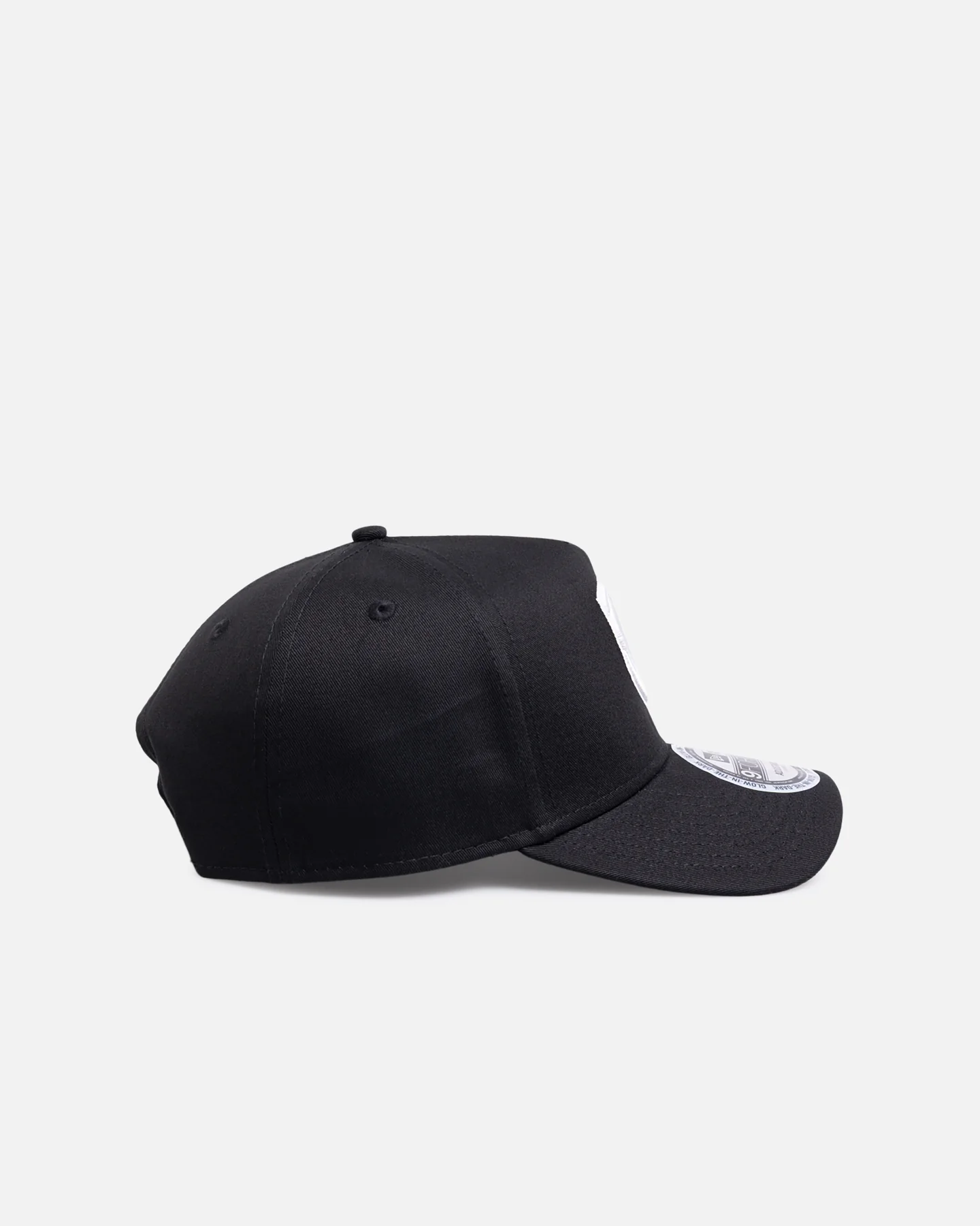 New Era Brisbane Broncos 'NRL Glow In The Dark' 9FORTY A-Frame Snapback Black - Image 4