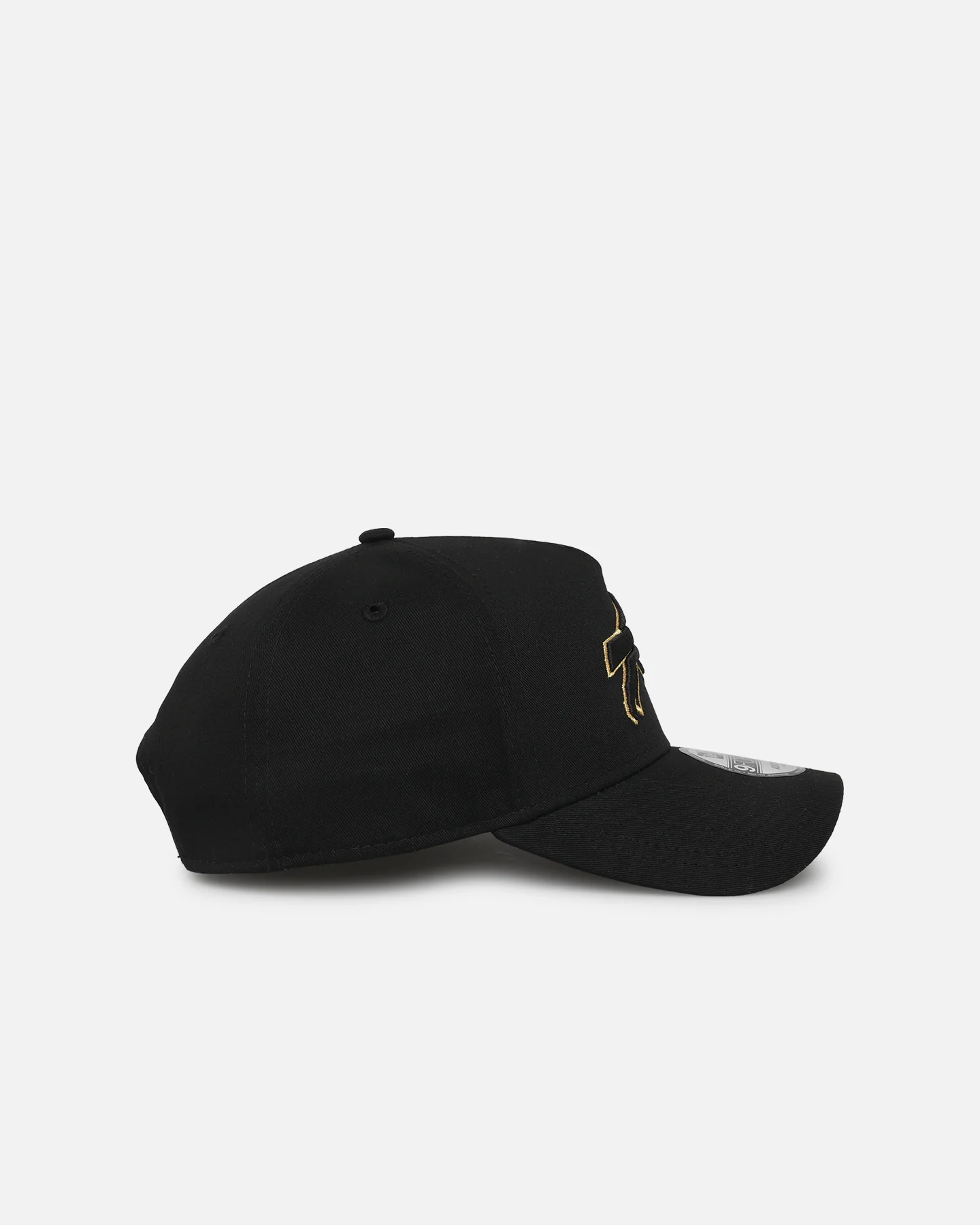 New Era Buffalo Bills 'NFL Black & Gold Embroidery' 9FORTY A-Frame Snapback Black/Gold - Image 3