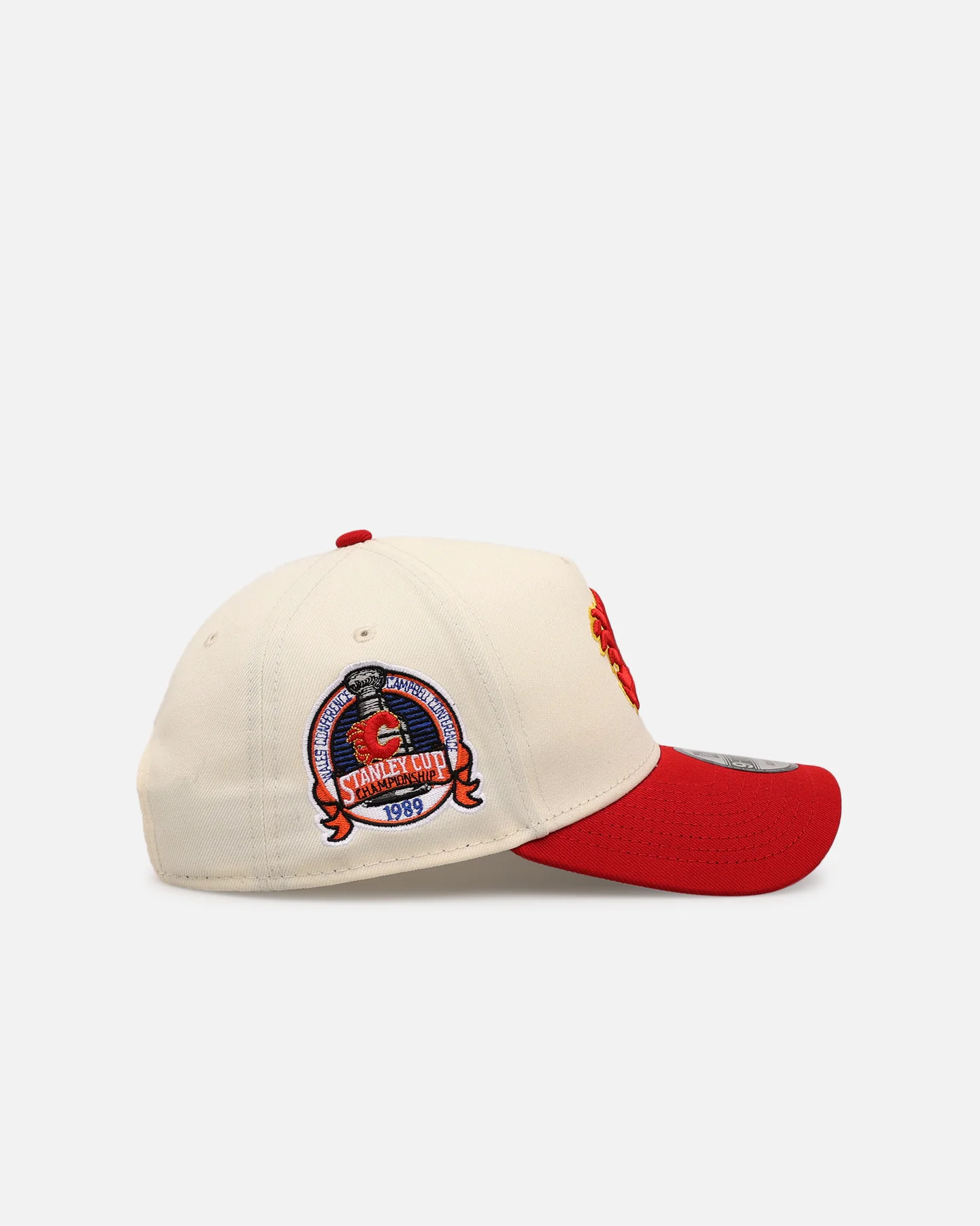 New Era Calgary Flames 'Team Color Visor' 9FORTY A-Frame Snapback Chrome/Official Team Color - Image 3