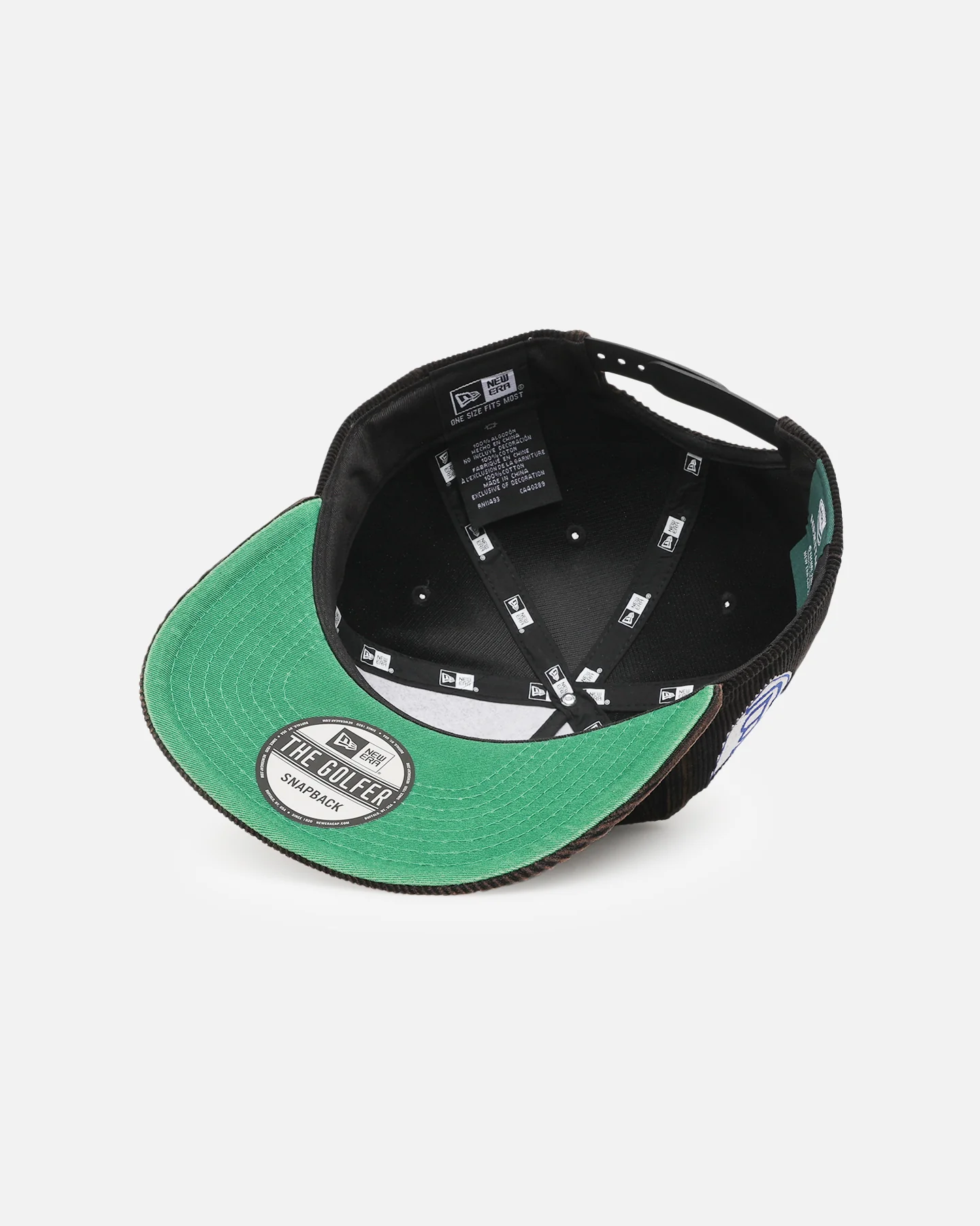 New Era Canterbury-Bankstown Bulldogs 'NRL Golfer Washed Black' Pre-Curved Corduroy Golfer Snapback Washed Black - Image 6